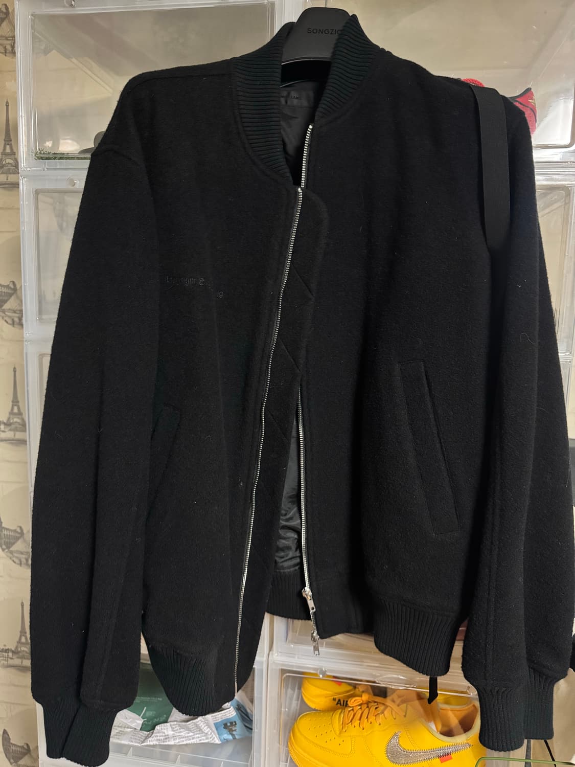 헬무트랭 봄버 EU40 상품이미지1