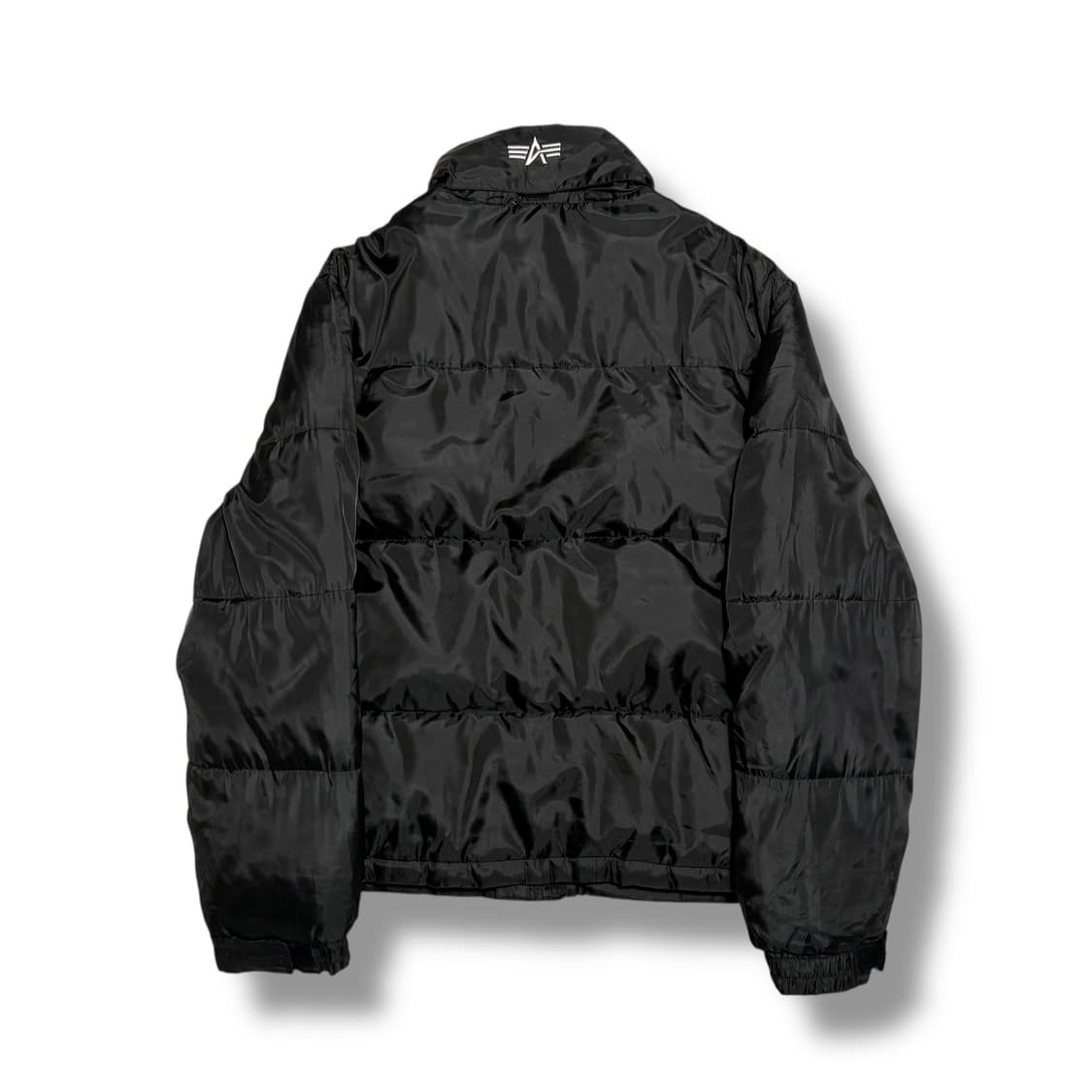 Alpha Industries 패치 다운 블랙 패딩 상품이미지2