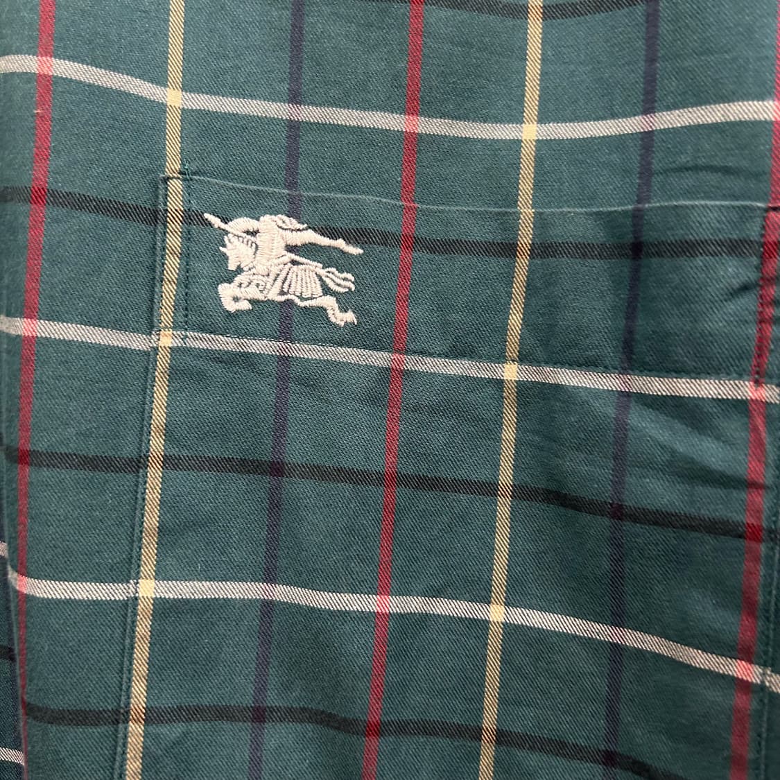 버버리 런던 체스트포켓 타탄체크 긴팔셔츠 상품이미지4