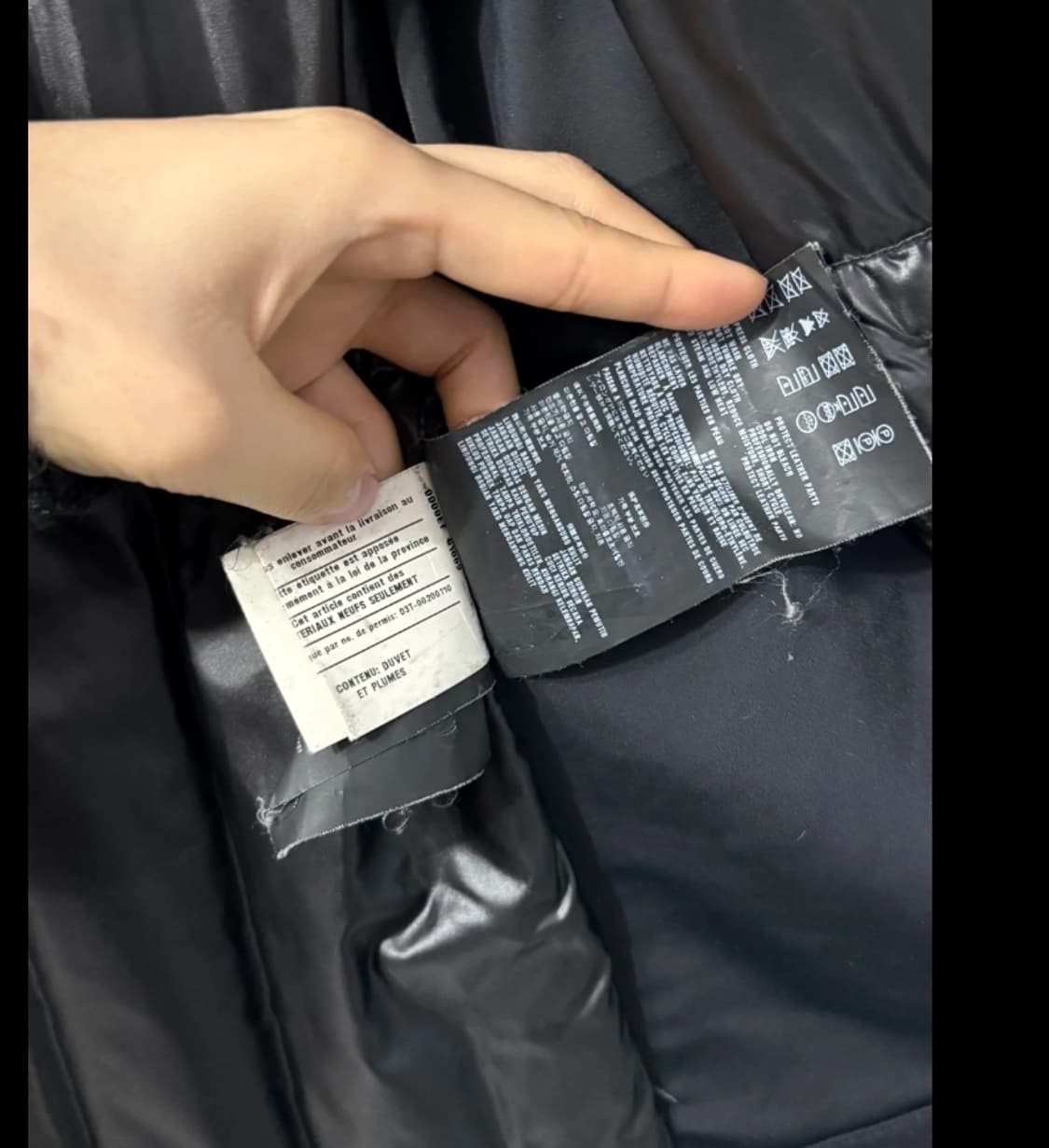 정품 프라다 팔라스 패딩 블랙 95 상품이미지9