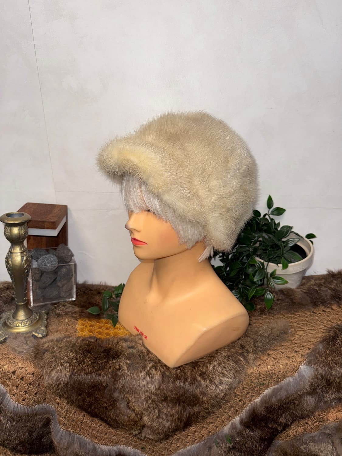 Ivory mink fur cap 상품이미지1