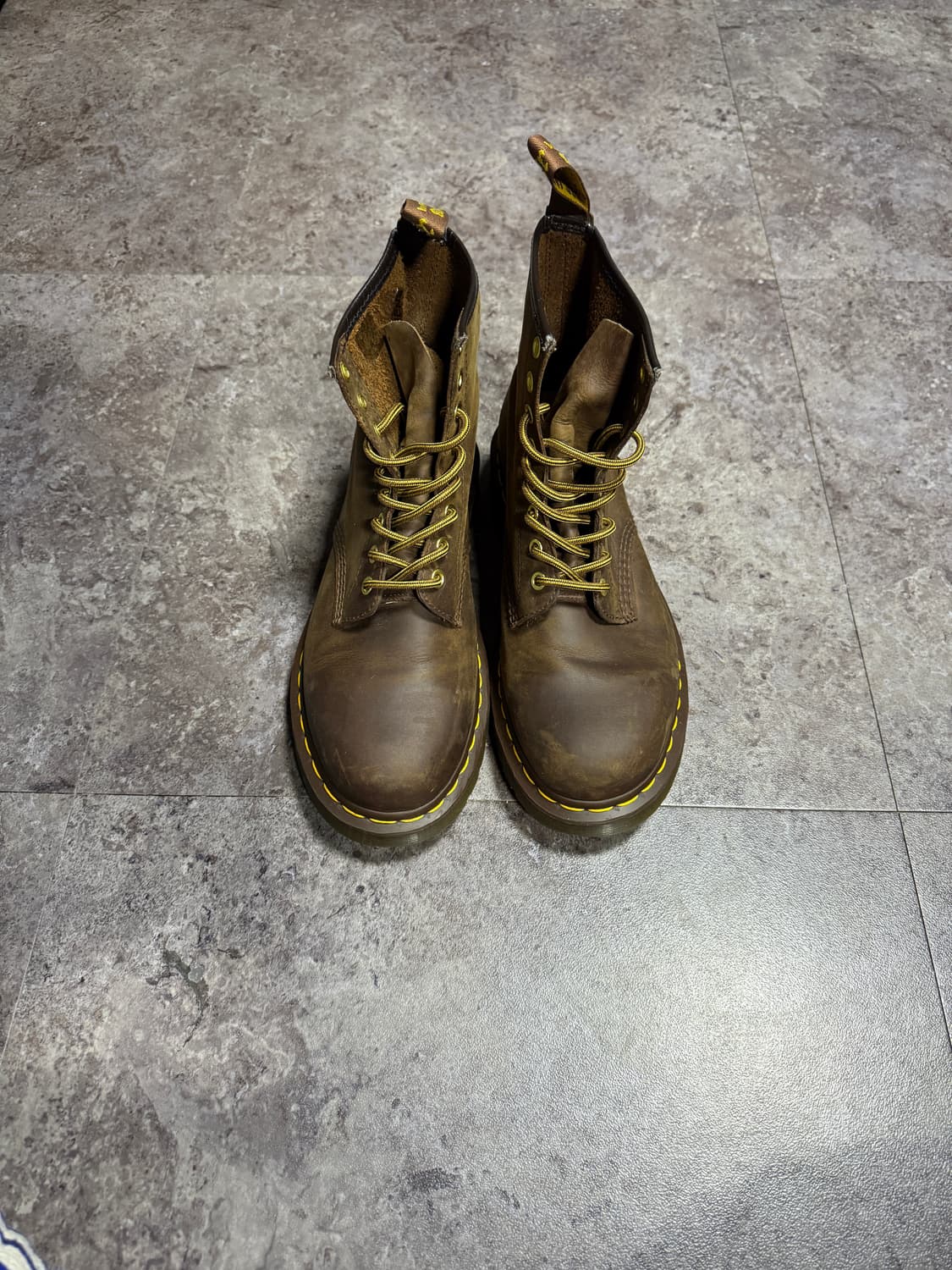 닥터마틴 1460 크레이지홀스 270 상품이미지2