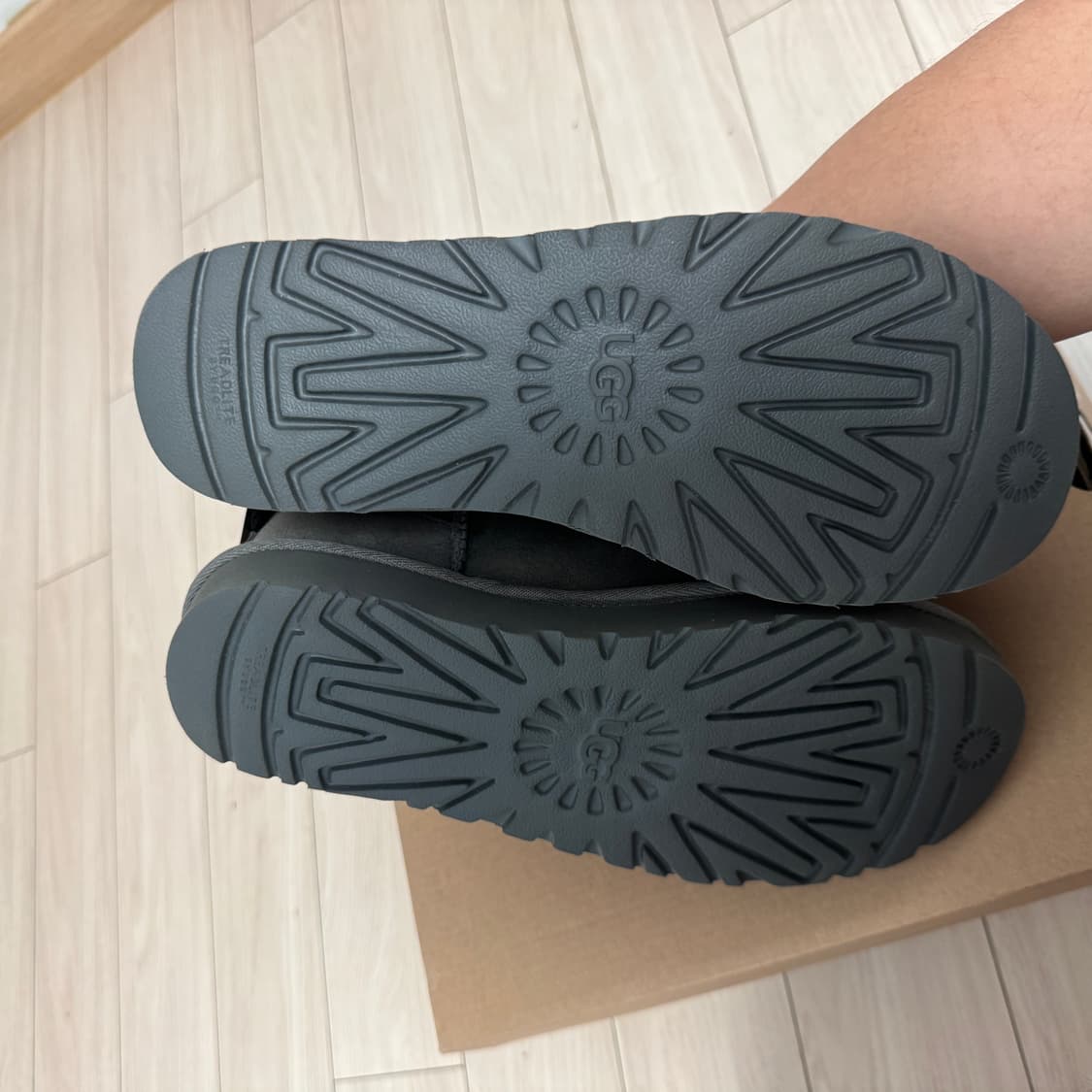 [새상품]어그 클래식 미니2 부츠 그레이 240 상품이미지3