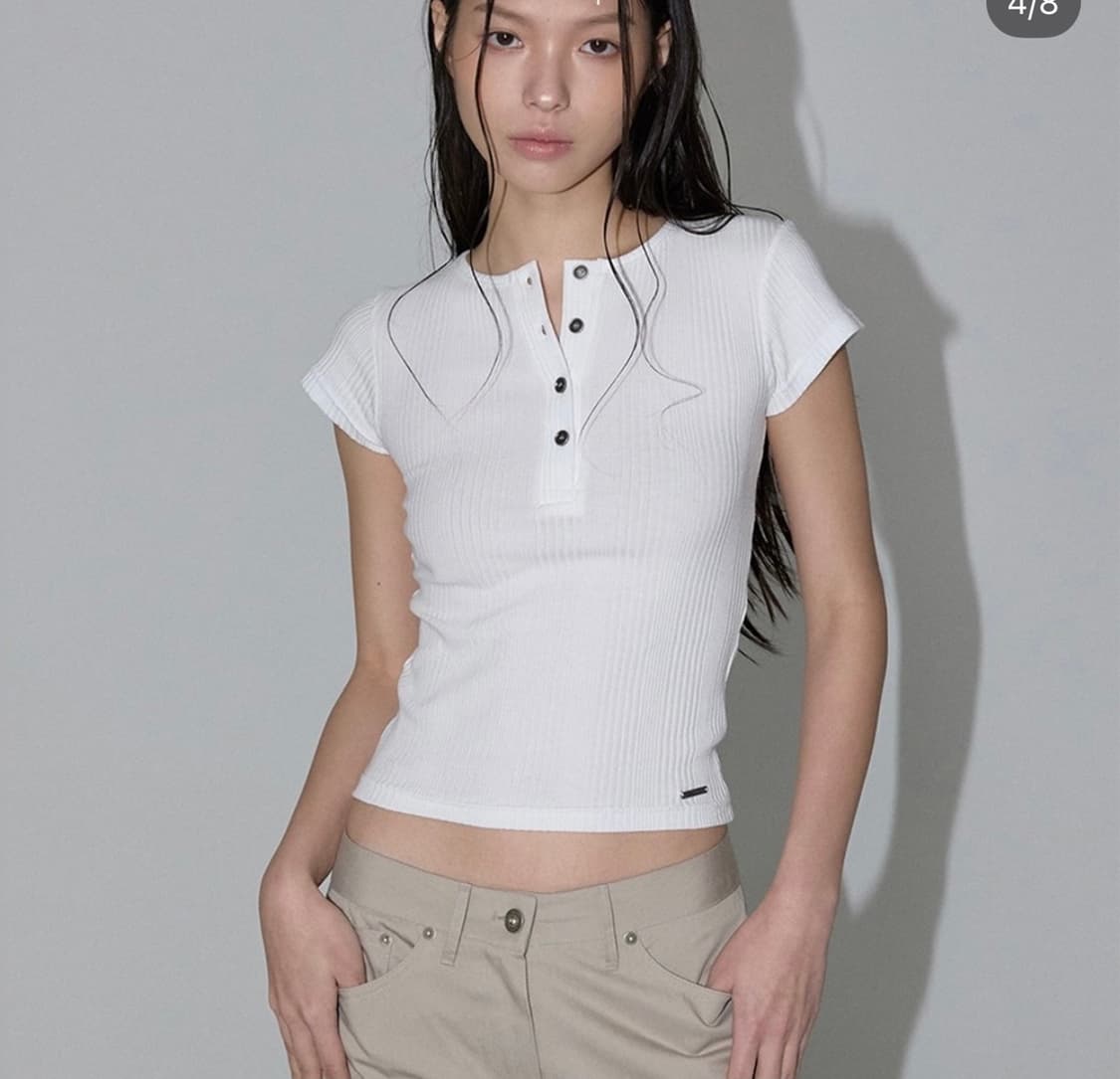 이네기 Silvery Button top 상품이미지1
