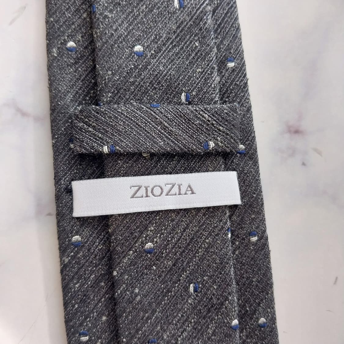 지오지아 다크그레이 패턴 넥타이 7.5cm A+등급 K2223
 상품이미지9