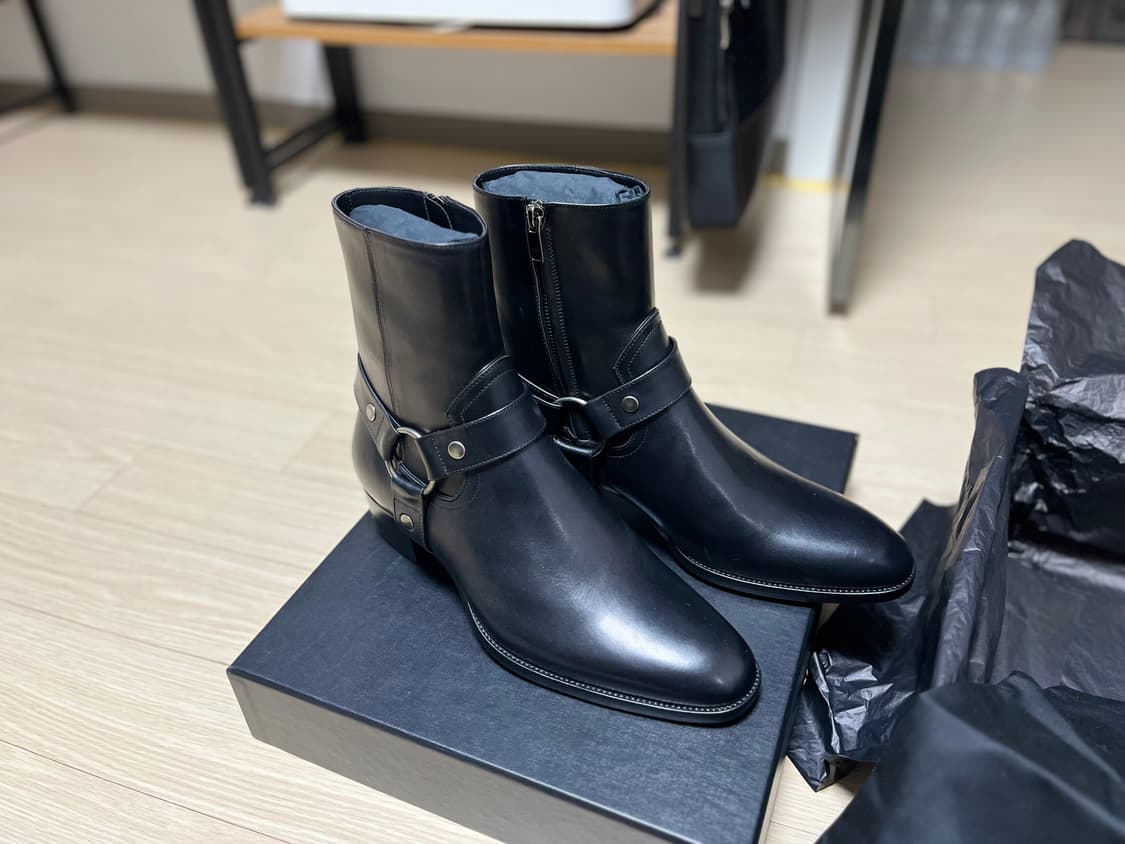 생로랑 와이어트40 하네스 부츠 상품이미지2