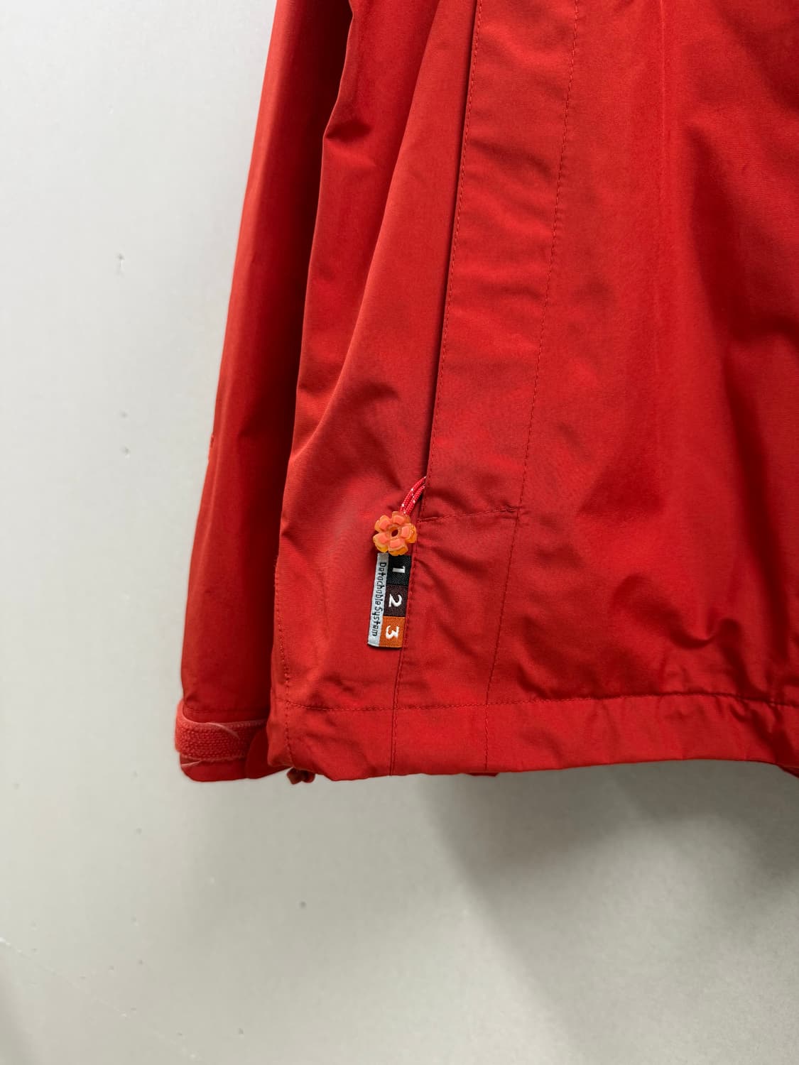 여성 90 M / 블랙야크 고어텍스 바람막이 레드 상품이미지6