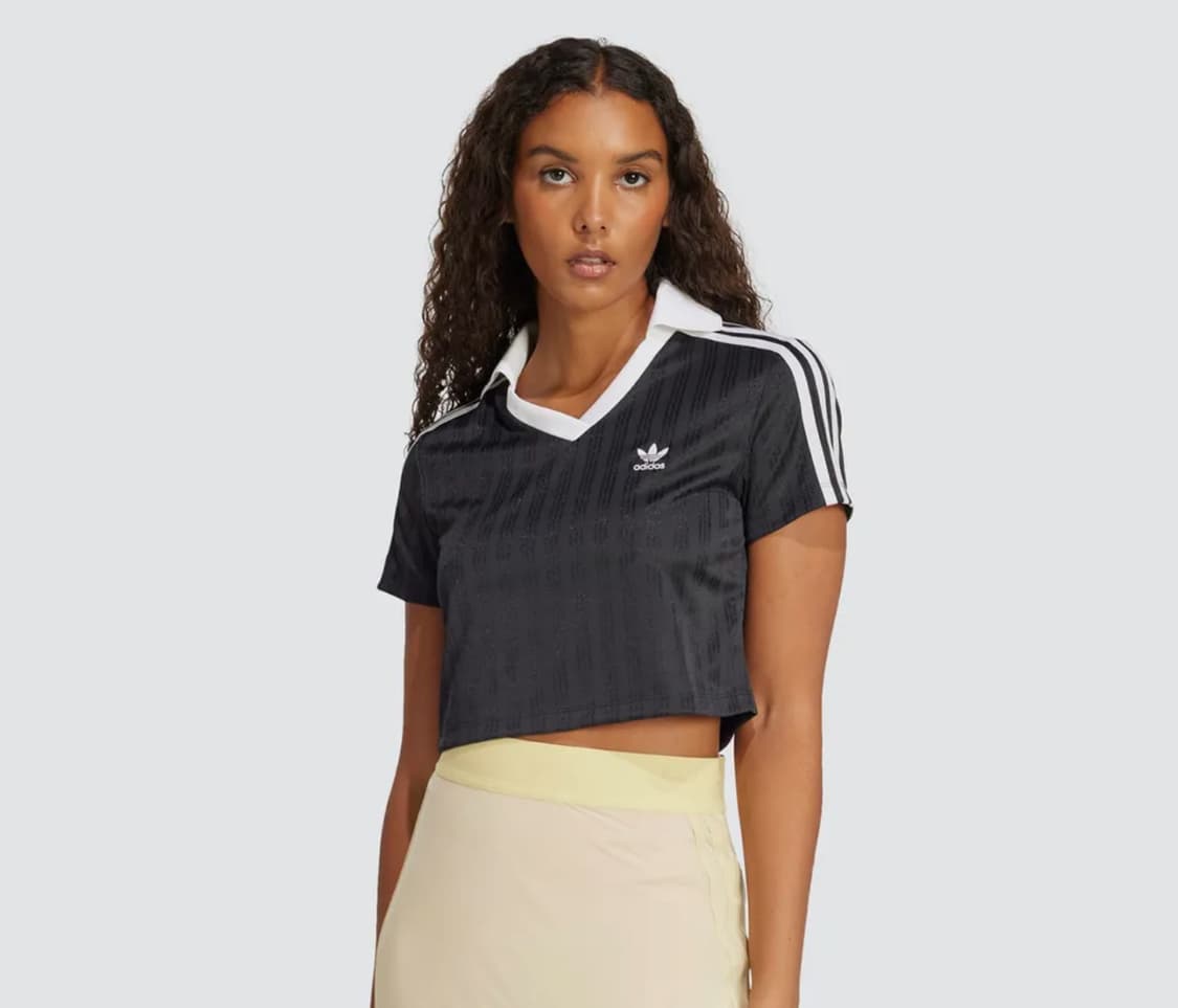 새상품) 아디다스 브이넥 크롭 반팔 셔츠 M 상품이미지3