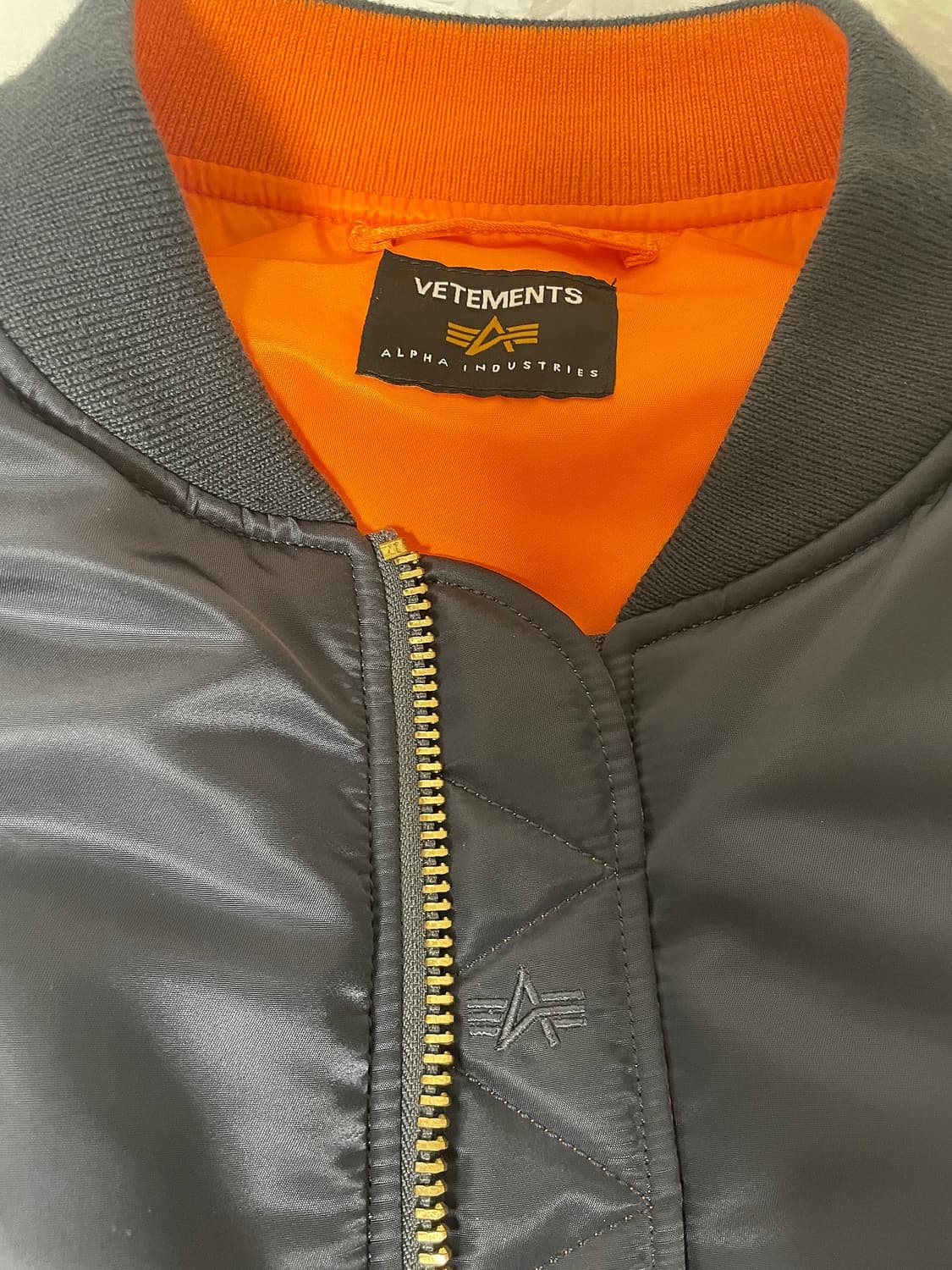 베트멍 알파인더스트리 봄버 S 상품이미지2