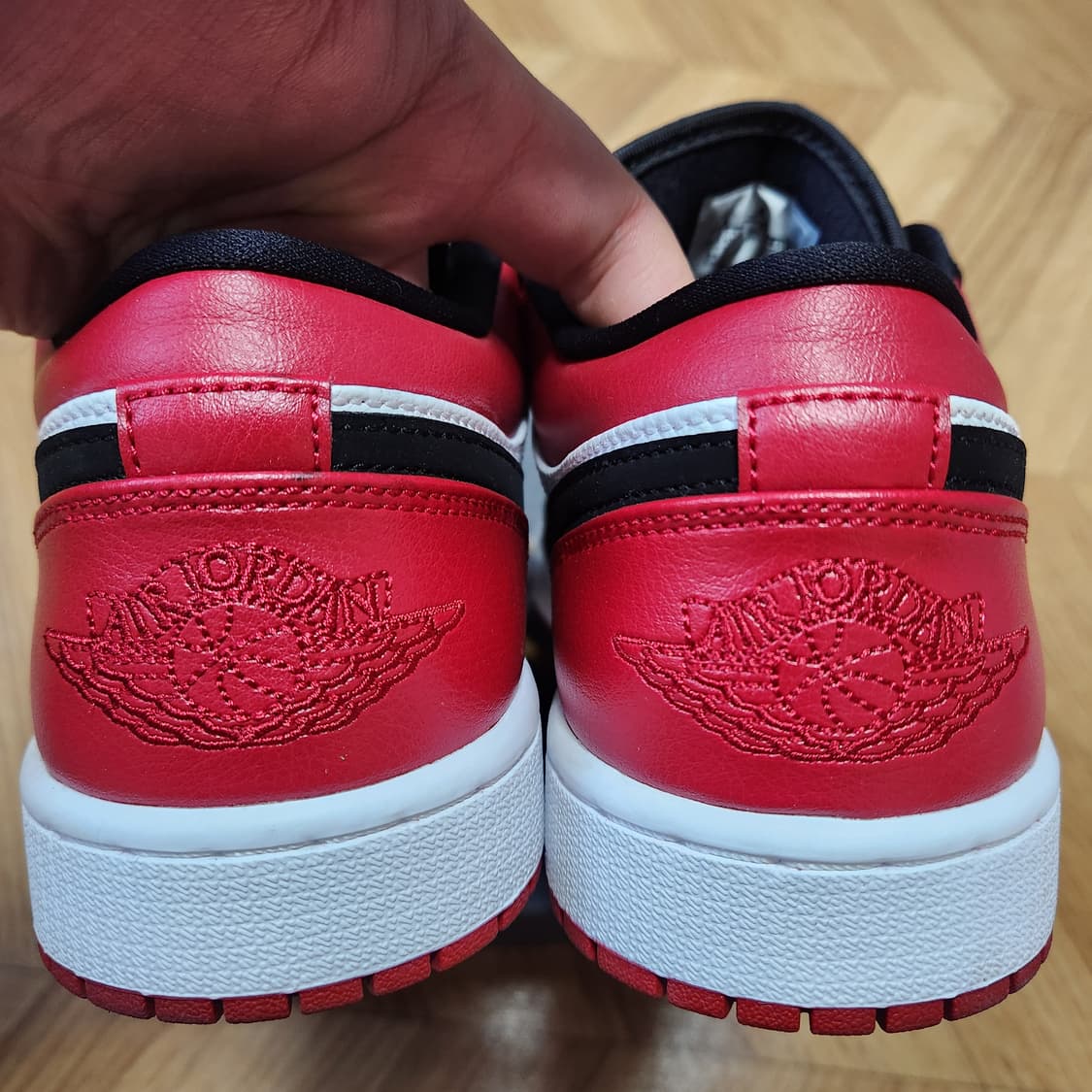 조던1 로우 블랙토팝니다. 상품이미지7