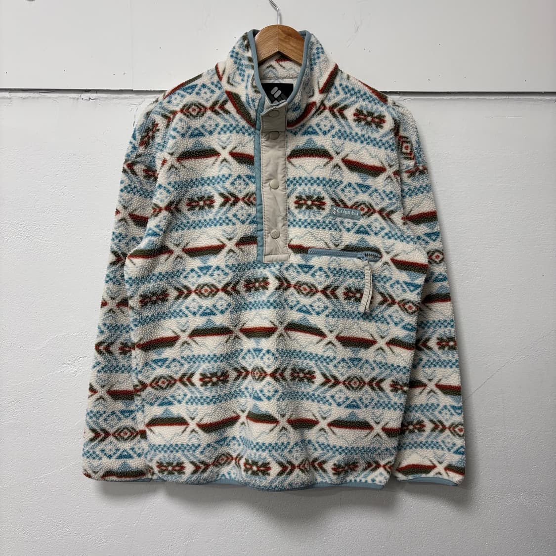 컬럼비아 패턴 반집업 플리스 상품이미지1