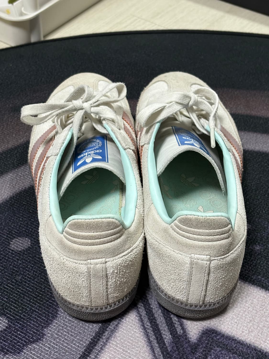 아디다스 삼바 OG 크리스탈 화이트 클레이 스트라타 상품이미지3