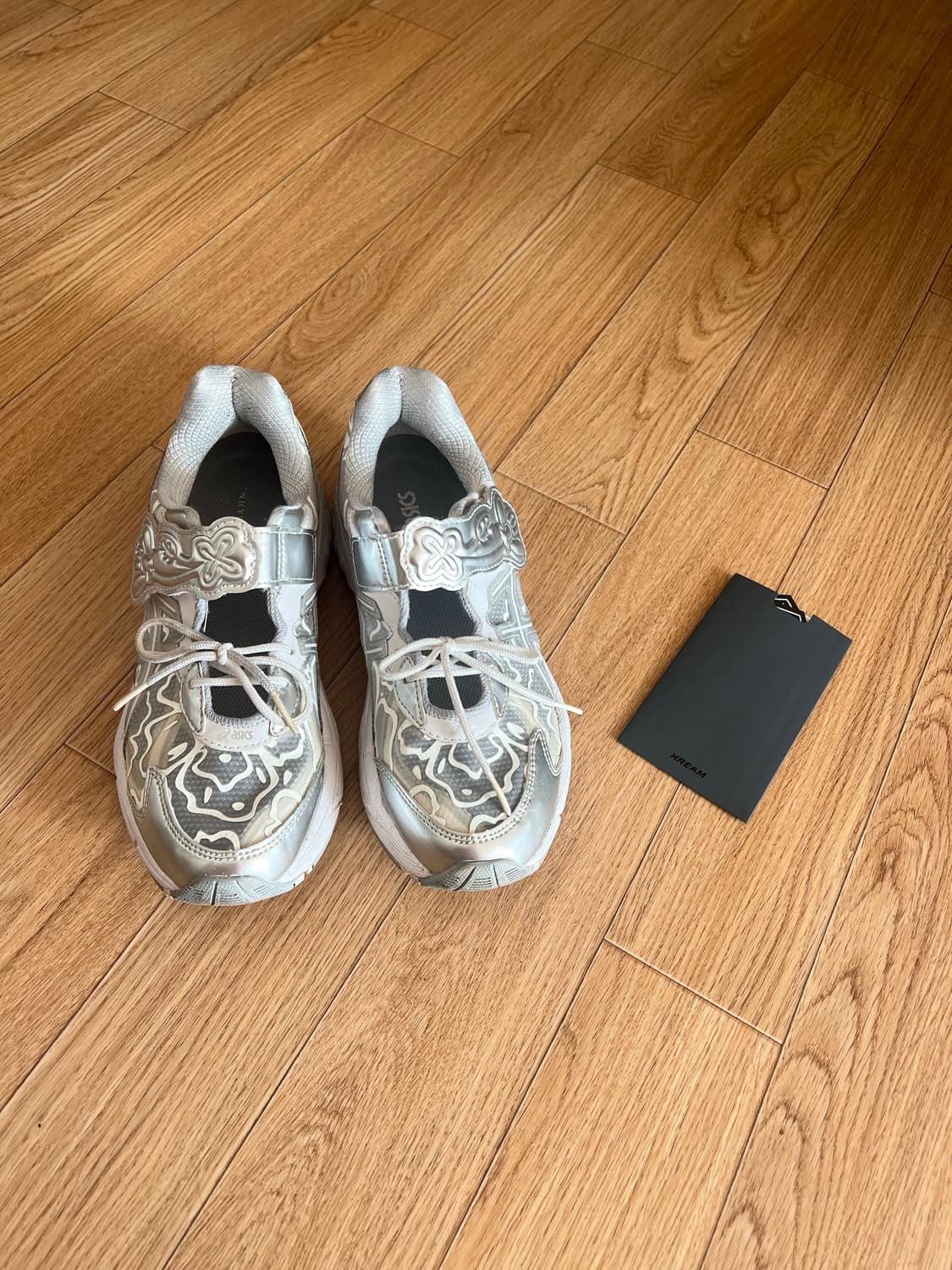 아식스 세실리에반센 GT2160 실버 245 상품이미지1