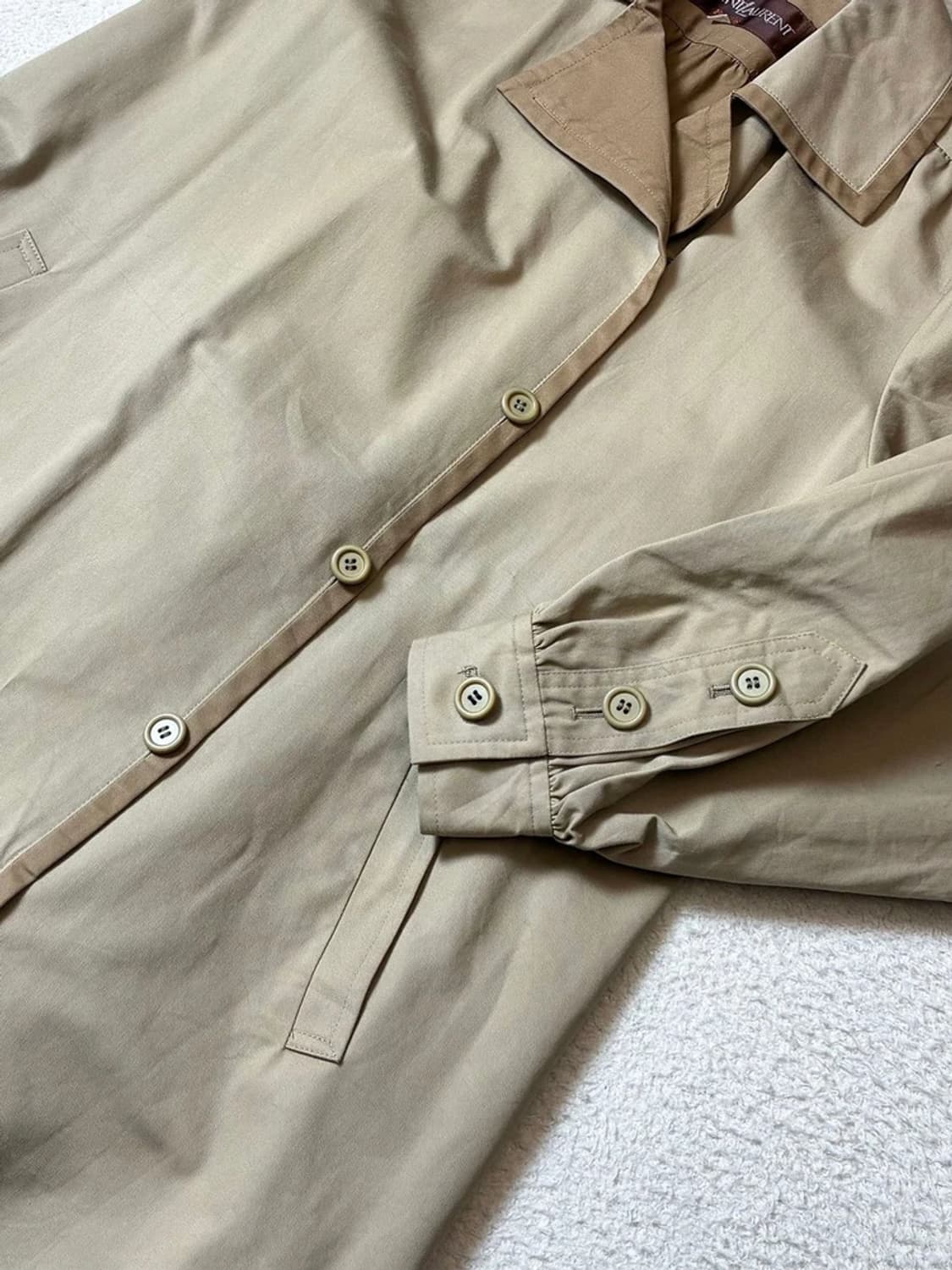 입생로랑 90's 플리츠 벌룬 트렌치 코트 PN7554 상품이미지5