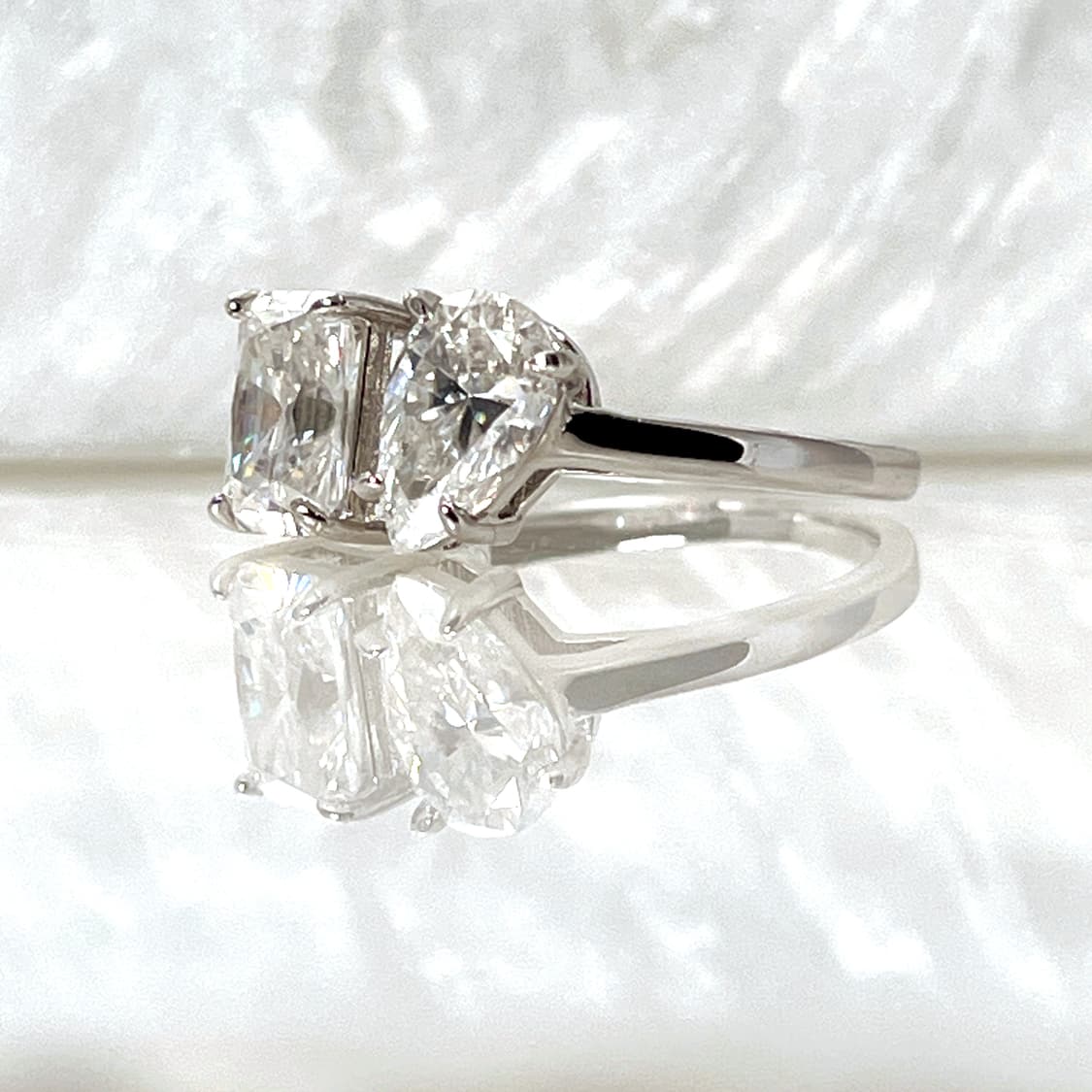 *새상품* 모이사나이트 페어 앤 에머랄드 컷 트윈스 은반지 상품이미지2