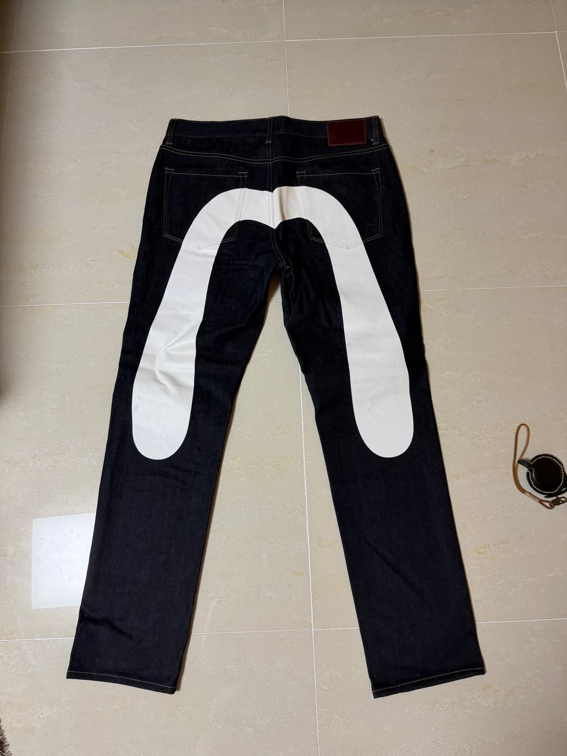 34 에비수 화이트 빅로고 데님 청바지 상품이미지1