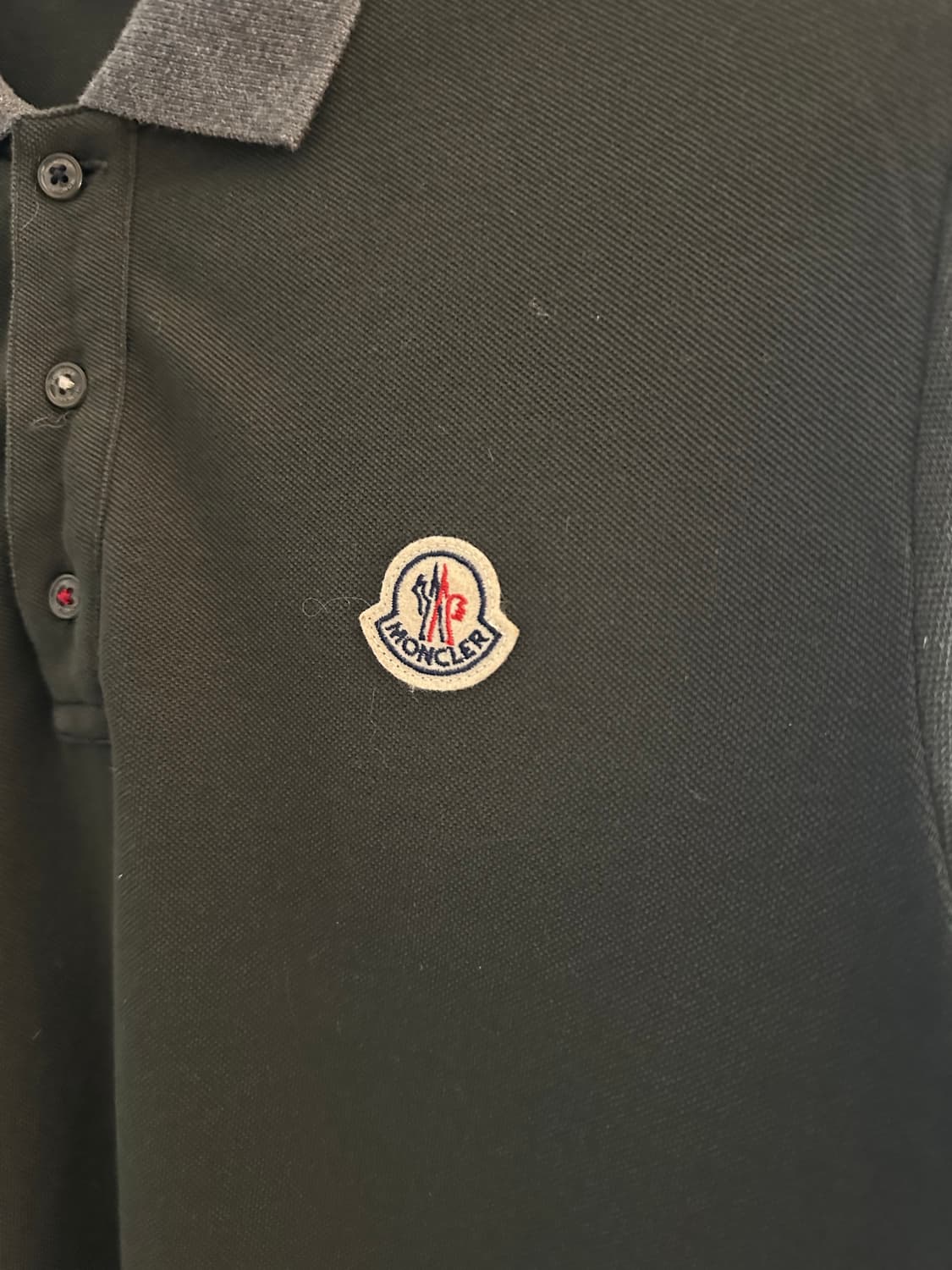 Moncler polo shirts  M (95-100) 상품이미지3