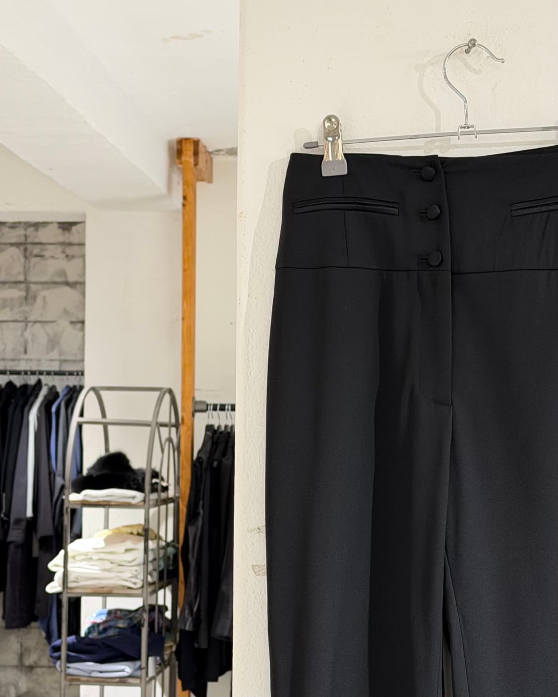 셀린느 블랙 버튼 울 스트레이트 팬츠 상품이미지4