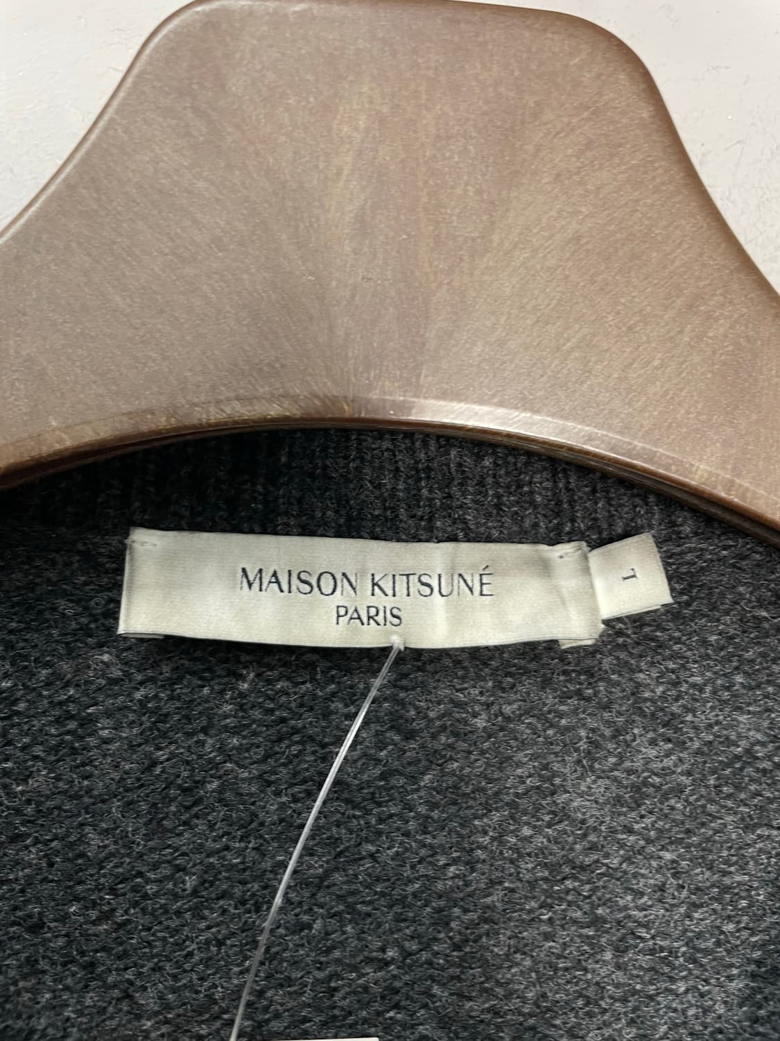 메종 키츠네 베이비 폭스 패치 라운드넥 가디건 H1016 상품이미지5