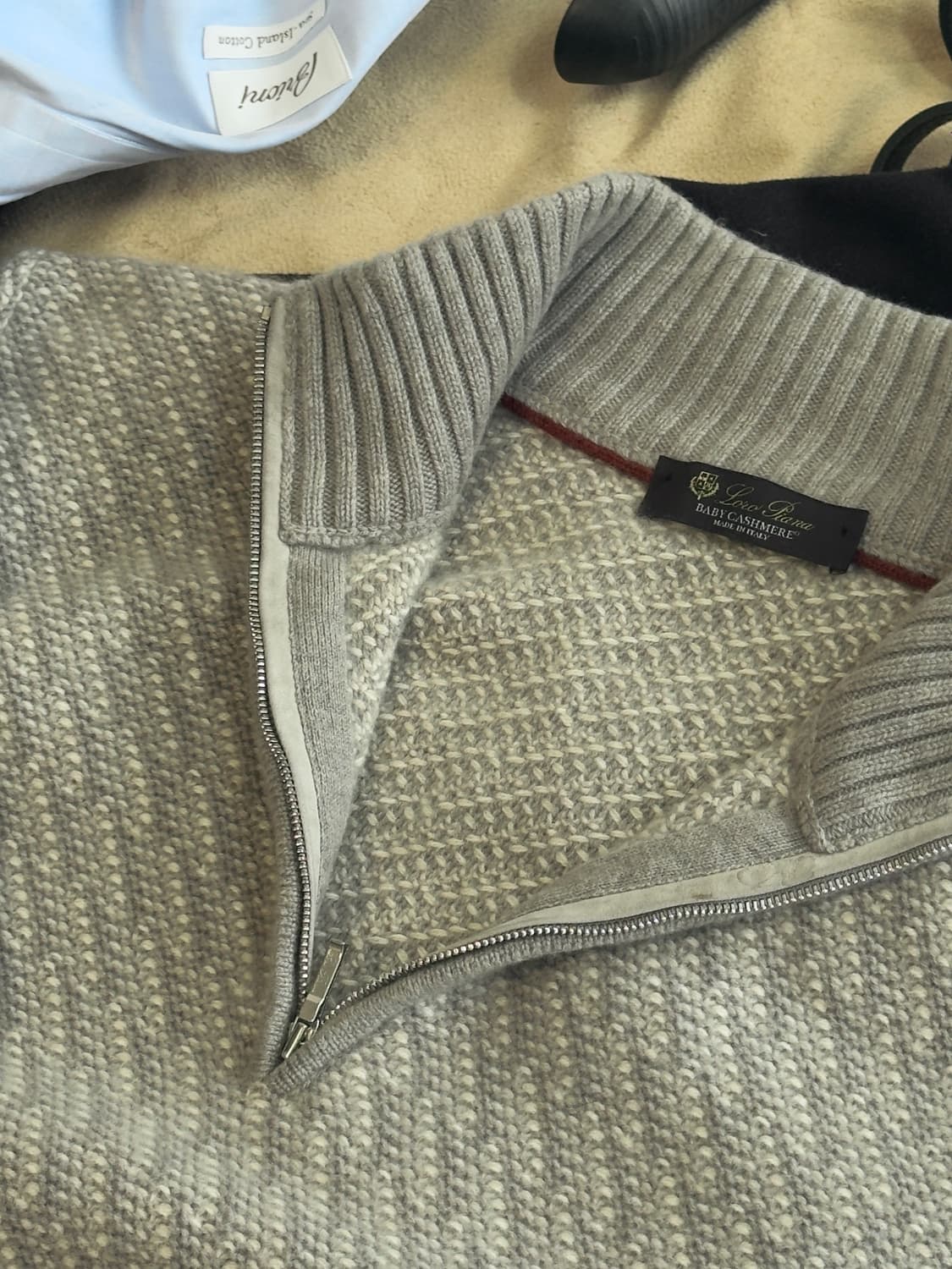 로로피아나 베이비 캐시미어 하프집업 니트 상품이미지2