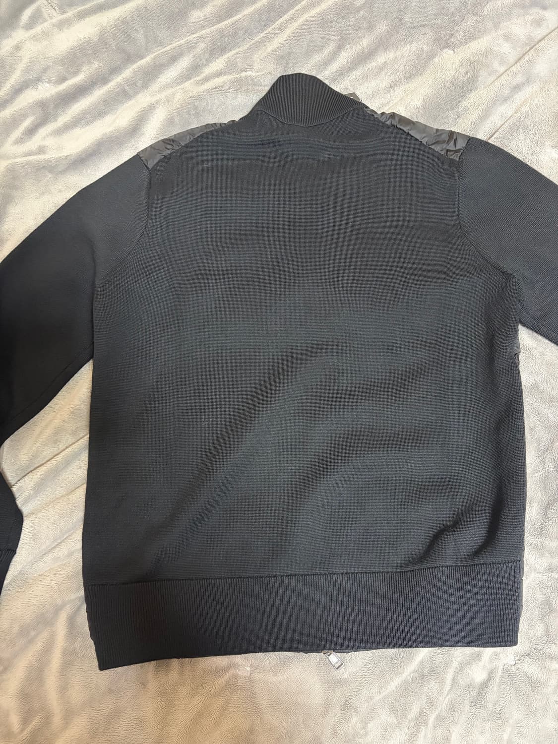 몽클레어 김현우 가디건 트리콧 25FW 블랙 L사이즈 상품이미지2