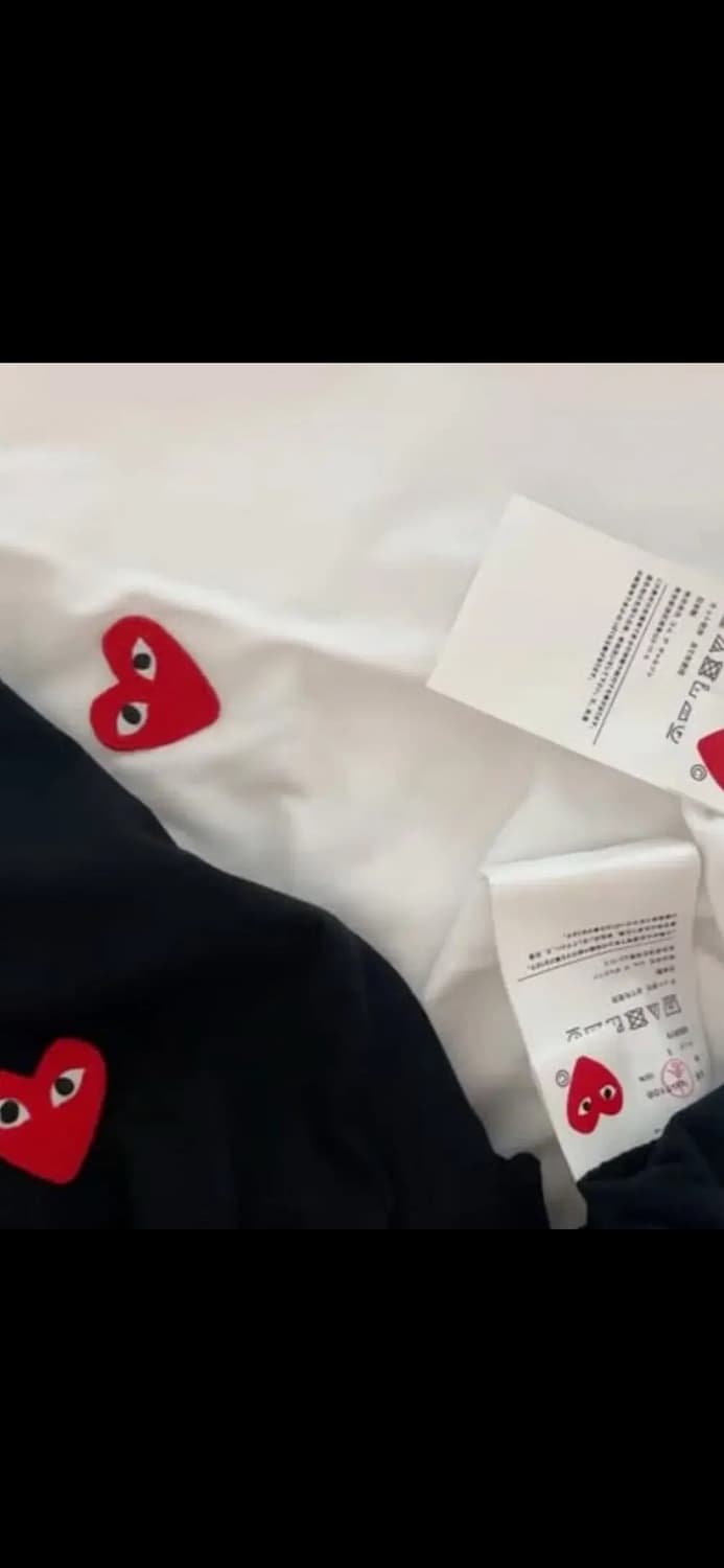 🔥[무료배송/새상품]🔥꼼데가르송 레드와펜 반팔티 2 color  상품이미지3