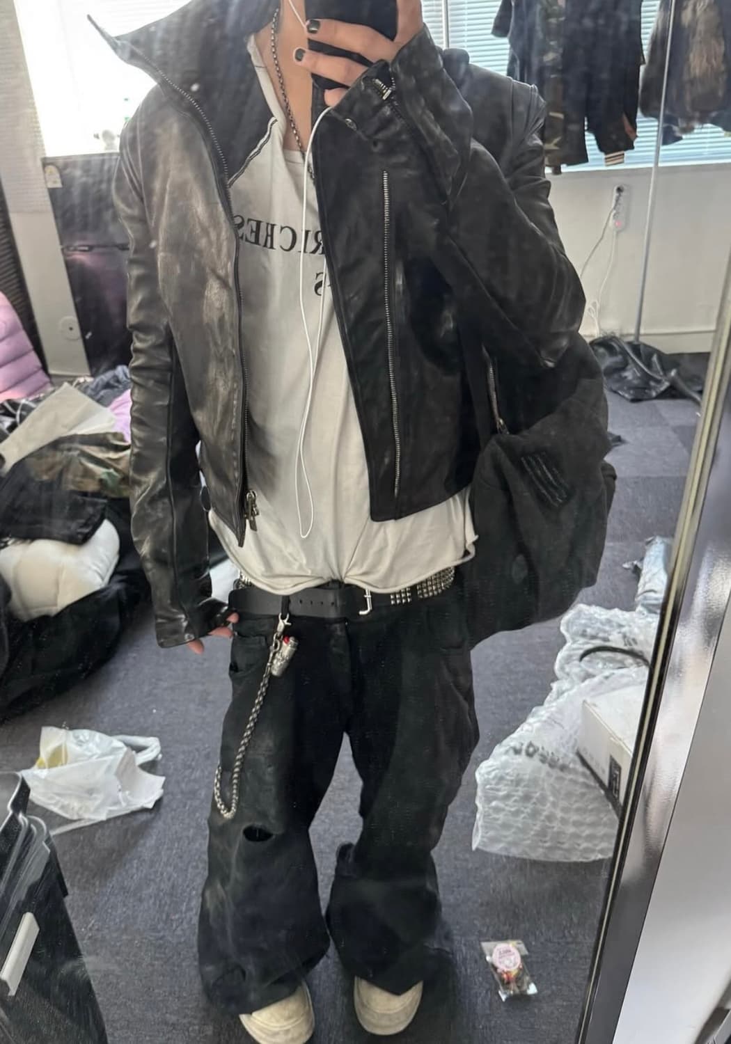 에모스탠스클럽 6포켓 배기 스웻 1싸 상품이미지3