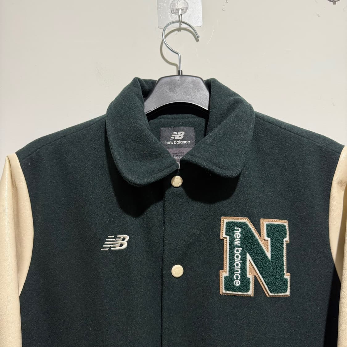 뉴발란스 바시티 자켓 상품이미지2