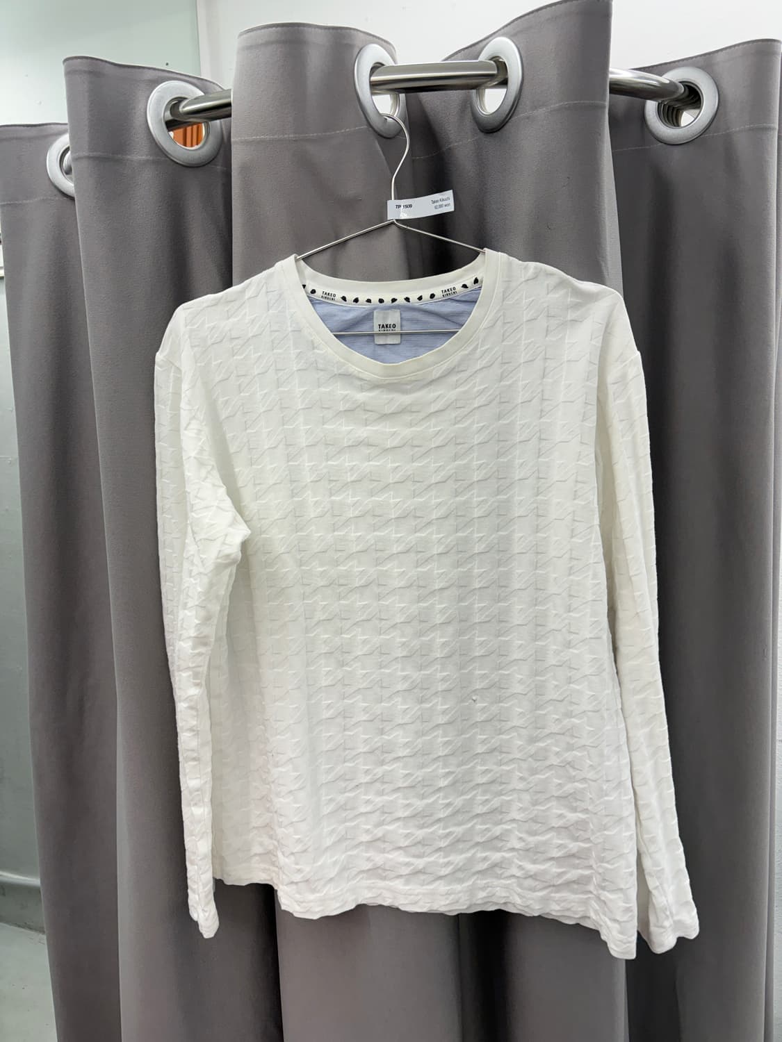 타케오키쿠치 엠보싱 롱슬리브 상품이미지1