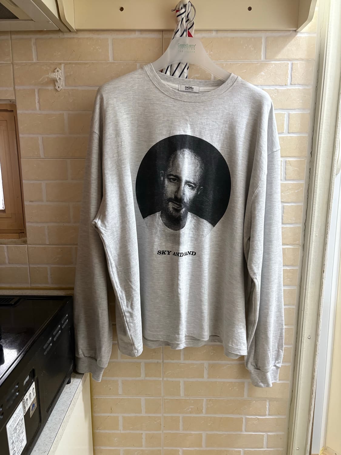 공사이육(0426) - 그레이 맨투맨 상품이미지4