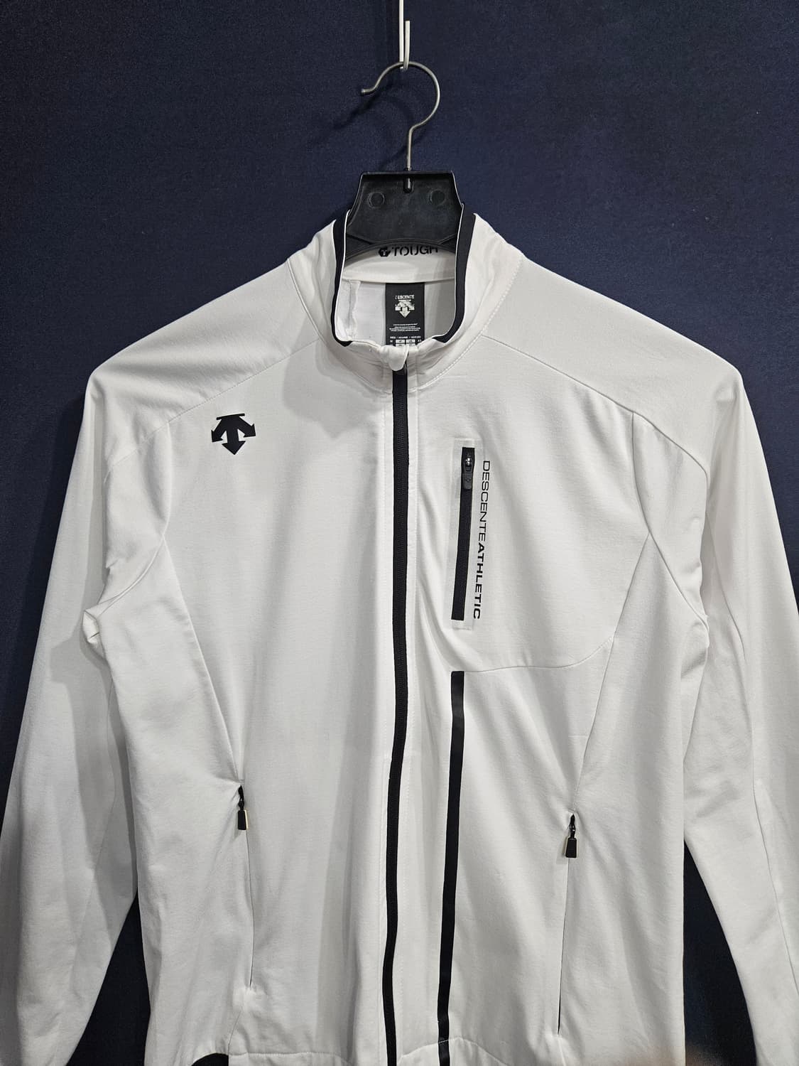 데상트 화이트 남성 슬림핏 95 집업자켓  상품이미지7