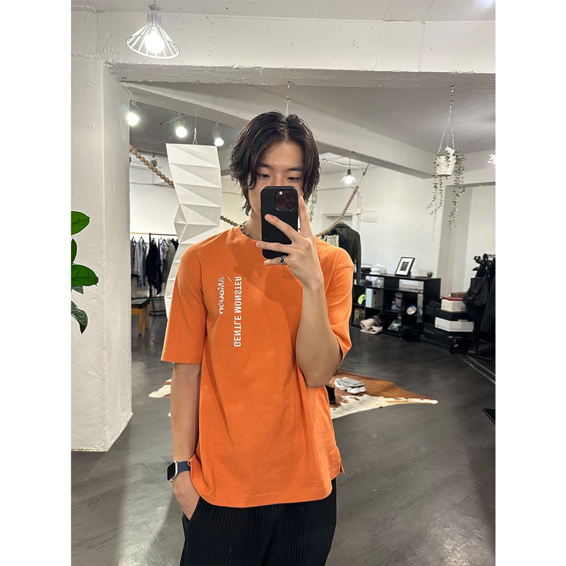 앰부쉬 x 젠틀몬스터 로고 티셔츠 상품이미지4
