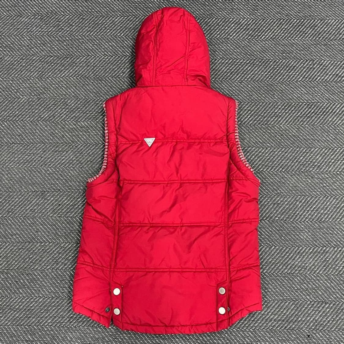 게스 니트카라 패딩베스트 v1175 상품이미지2