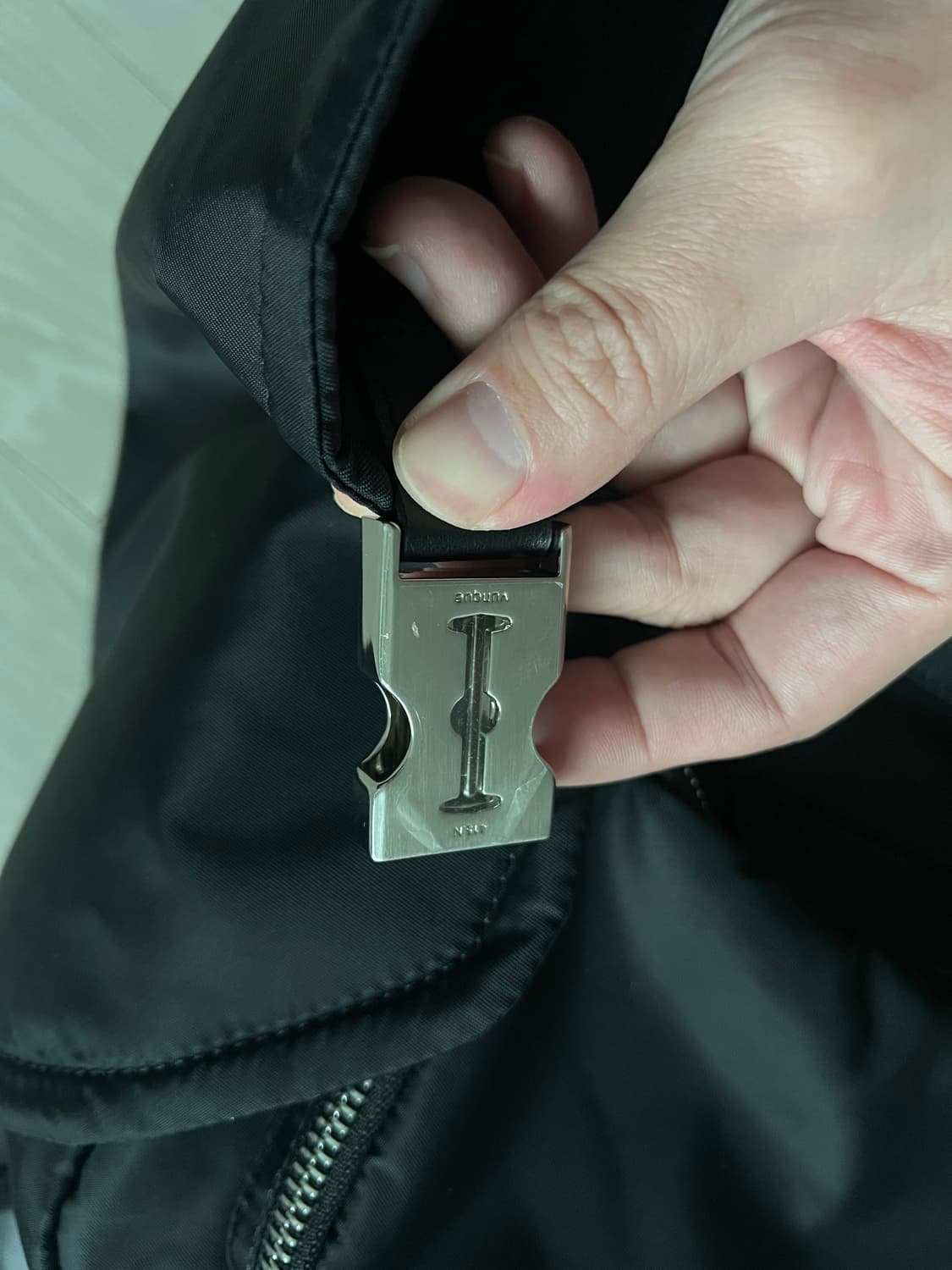 분크 헤이 더블 포켓 크로스백 블랙 S사이즈 상품이미지7