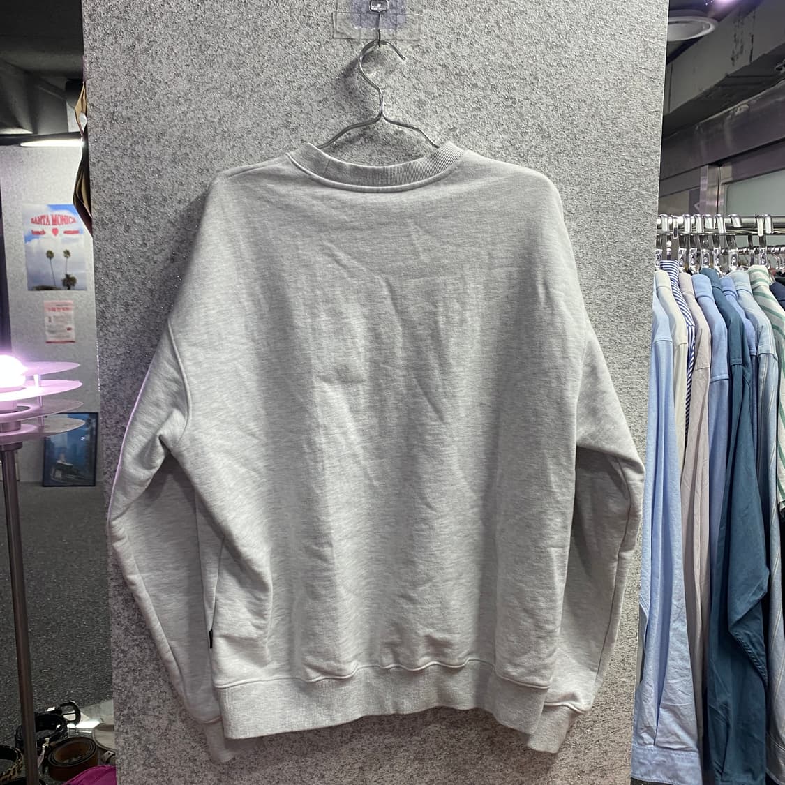 위캔더스 자수 빅로고 그레이 맨투맨 B3483 상품이미지5