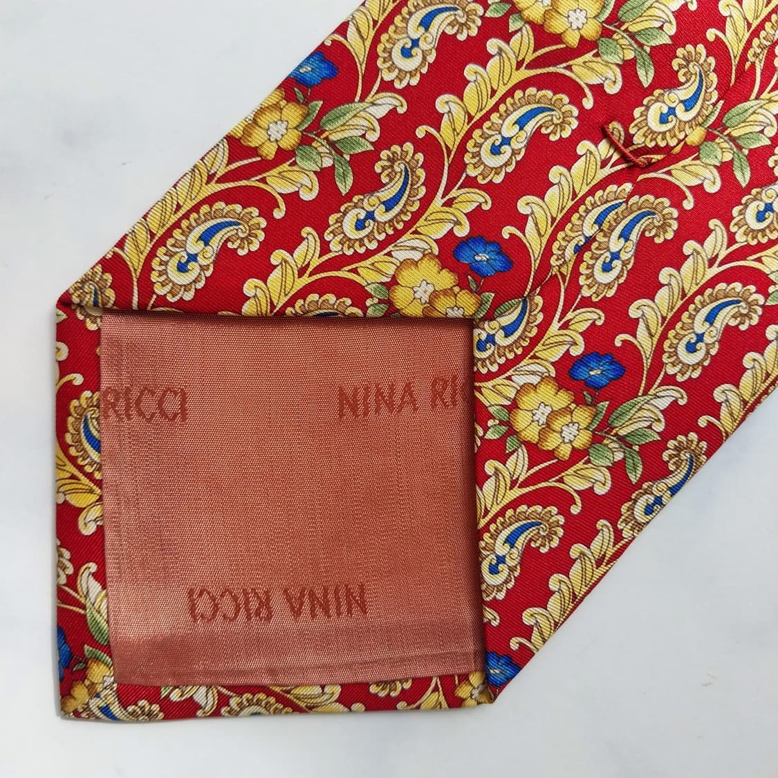 니나리치 레드 페이즐리 플라워 넥타이 9.9cm A+등급 K2338
 상품이미지8