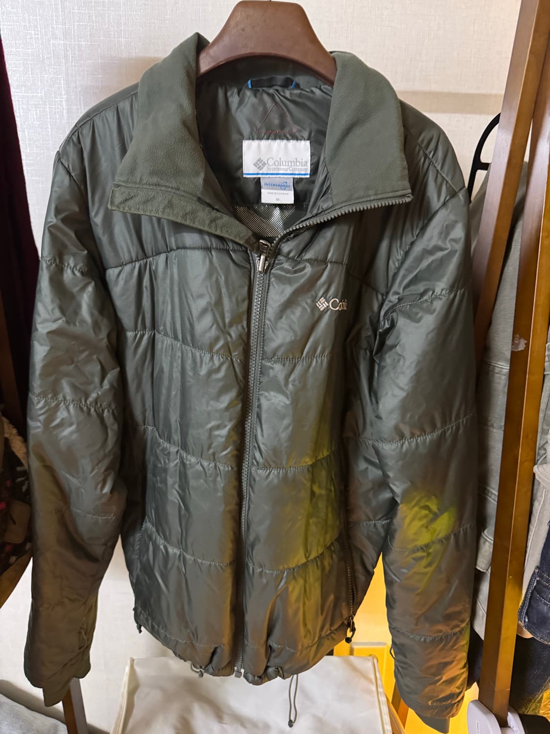 컬럼비아 인터체인지 경량 패딩 [M] 상품이미지1