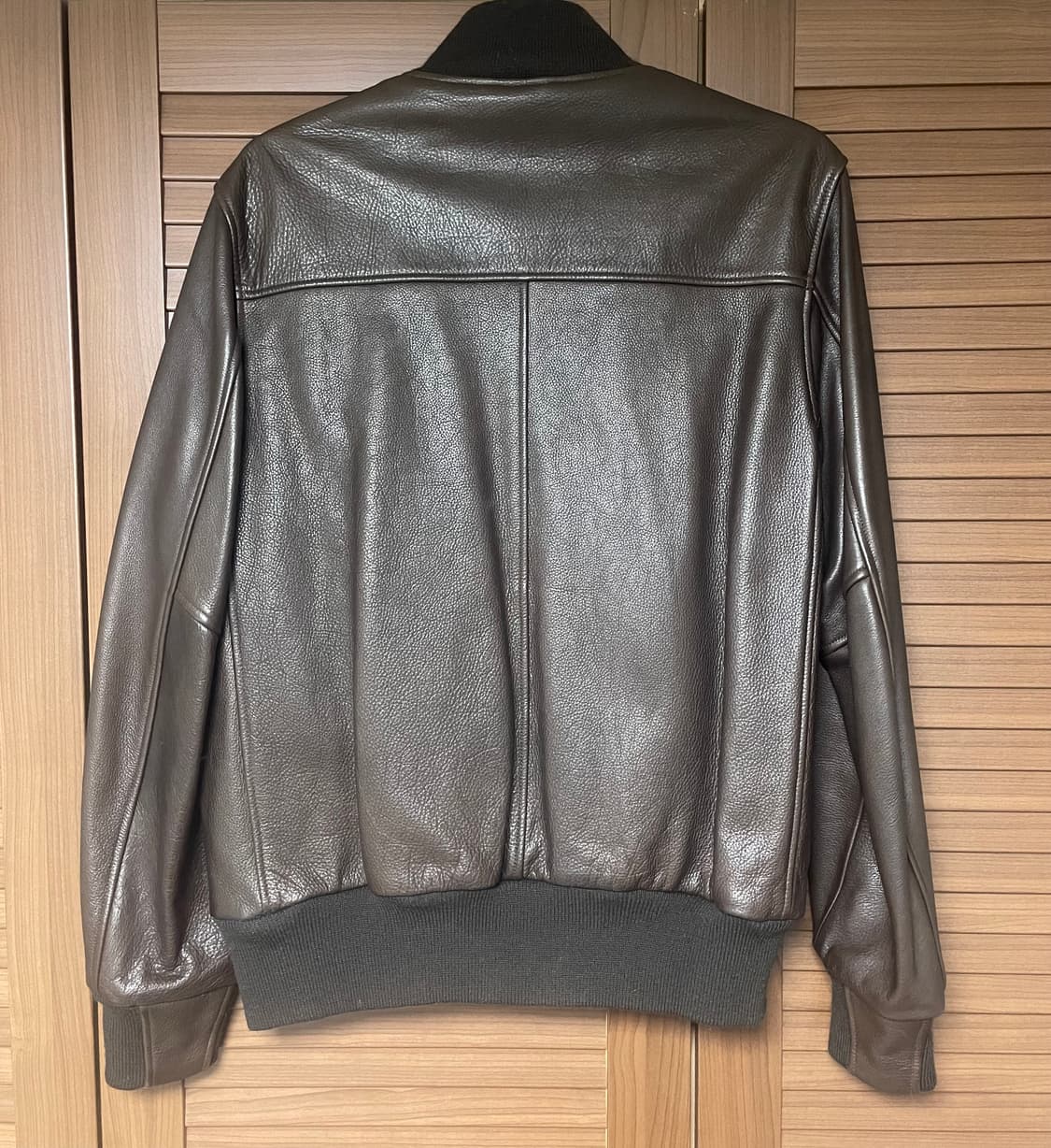 [골든베어] 네이키드 카우레더 베이스볼 자켓 / XL 상품이미지3