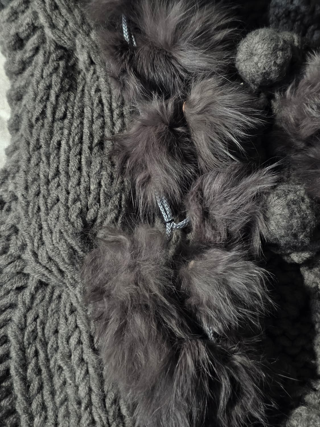 갸루 폼폼 퍼 후드 니트 빈티지 베스트 상품이미지4