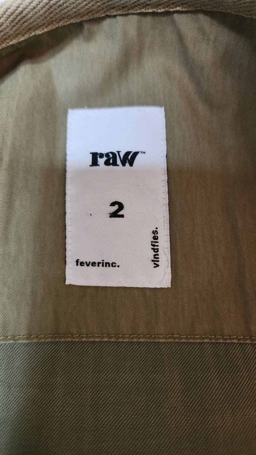 블라인드파일즈 베스트 팝니다  / 사이즈 105 상품이미지6