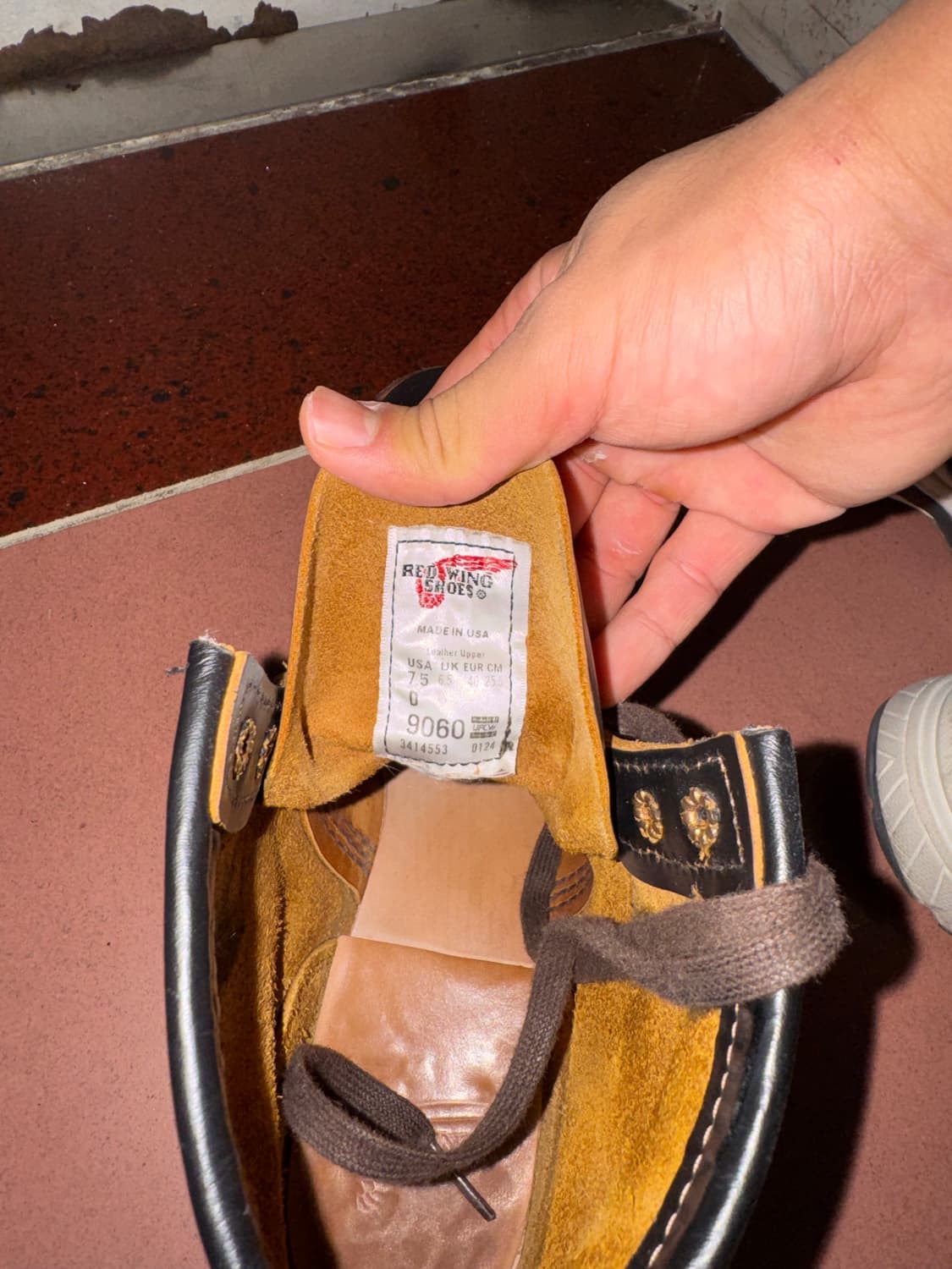 레드윙 9060 255 상품이미지4