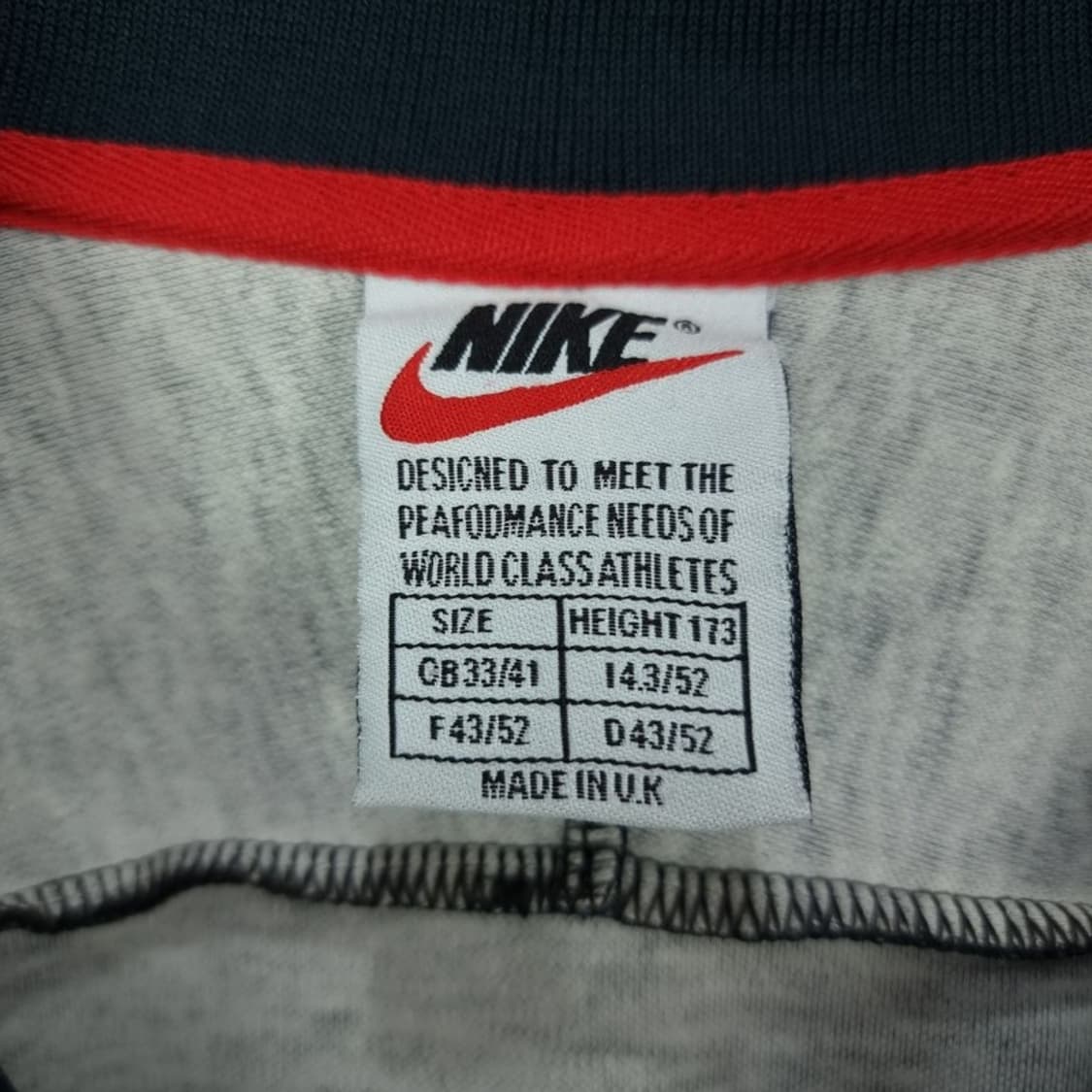 [나이키]UK 90'S 올드스쿨 빈티지 바르셀로나 축구팀져지 M18725 상품이미지8