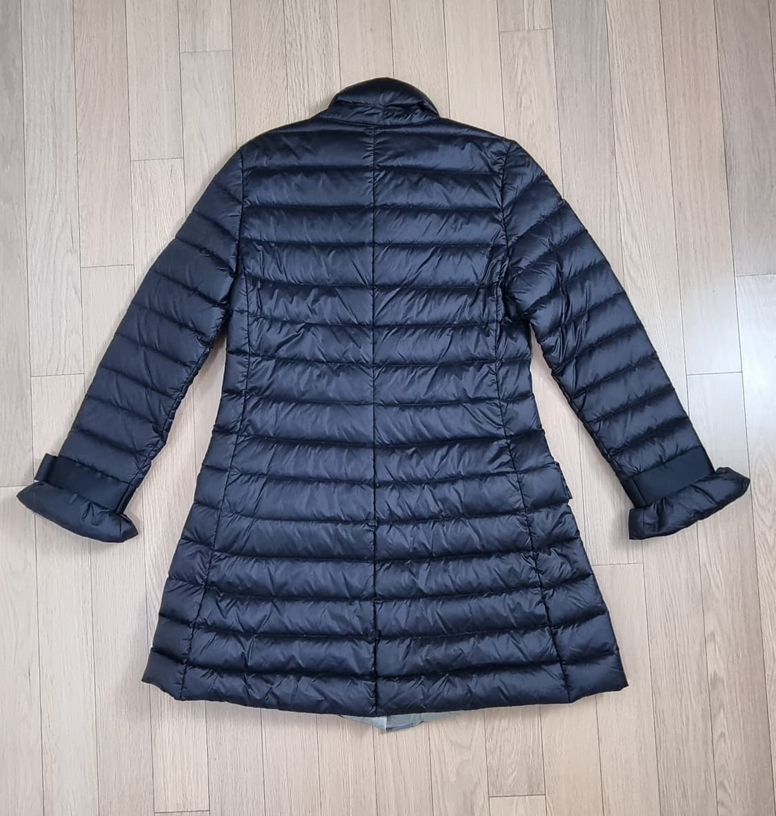 엠프리오 알르머니 경량 덕다운 패딩 M(38) _ 여성 S 추천 상품이미지5