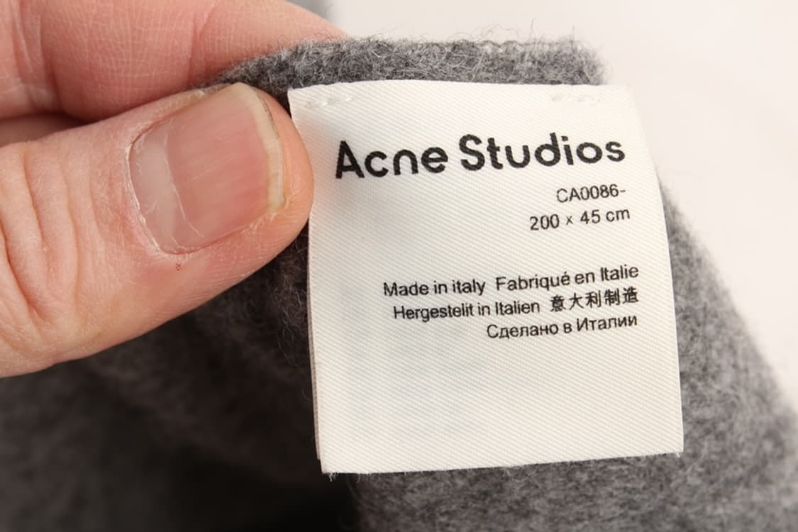 아크네스튜디오 머플러 상품이미지7