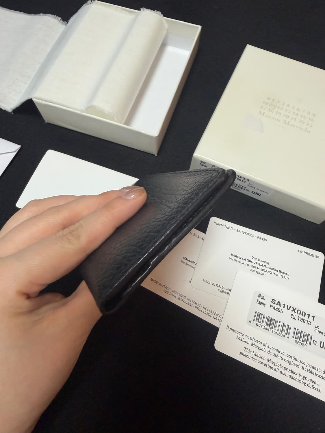 마르지엘라 가죽 카드 지갑 풀박스 상품이미지3
