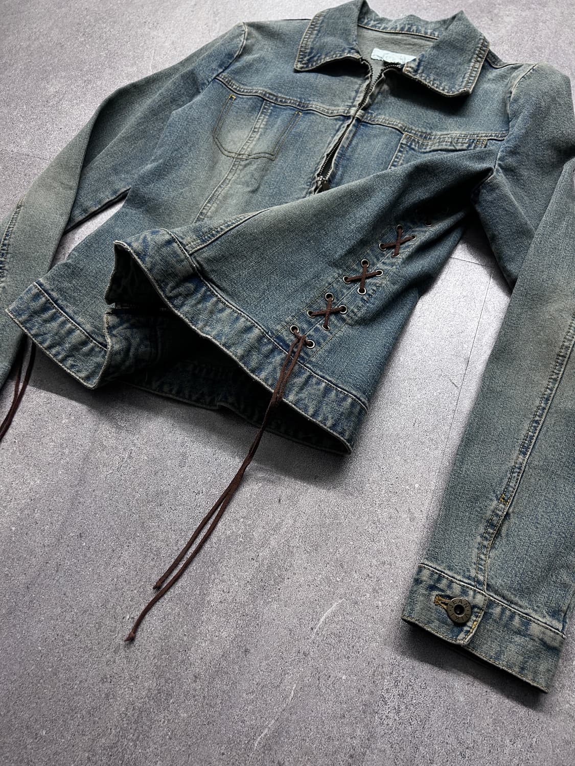 VIKI Side Eyelet Lace-Up Trucker Zip Jk 상품이미지5