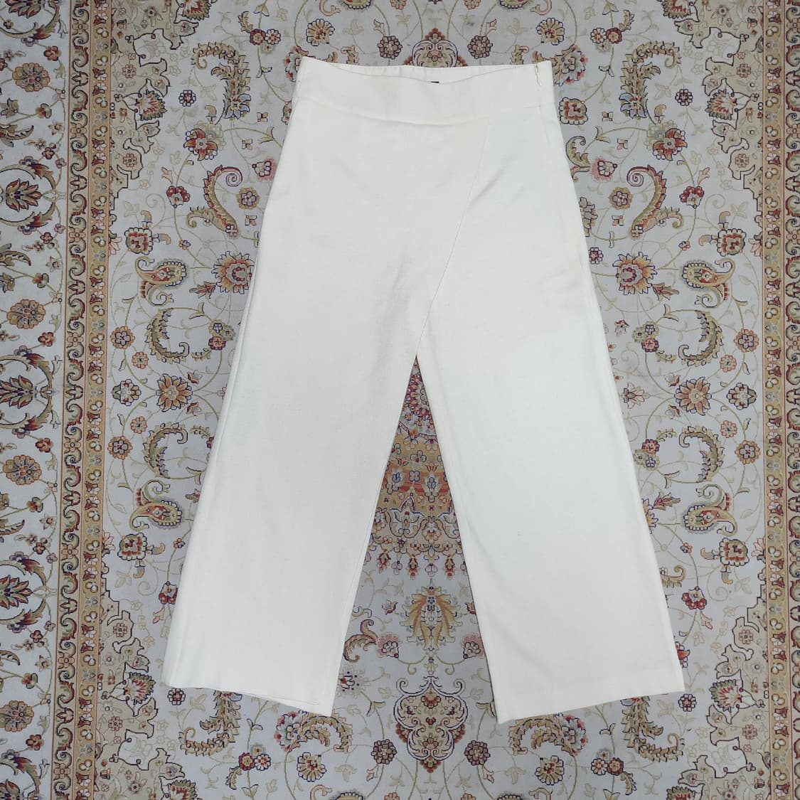 폴로 여성 와이드핏 울 슬랙스 팬츠

26 상품이미지2