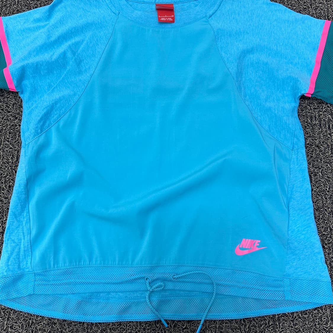 NIKE 나이키 여성 기능성 반팔티셔츠 운동복 S 상품이미지3