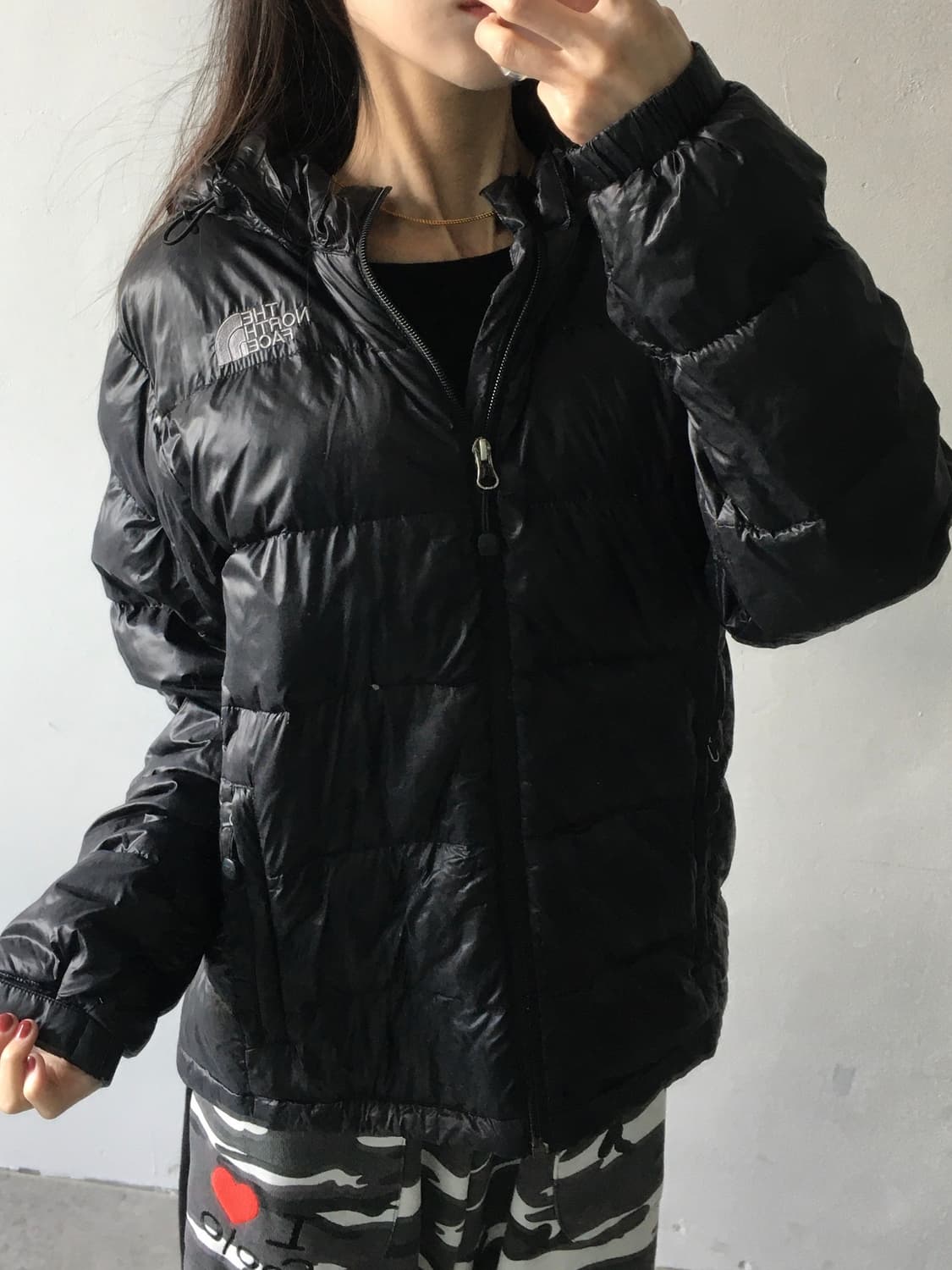 노스페이스 가슴로고 눕시패딩 상품이미지1