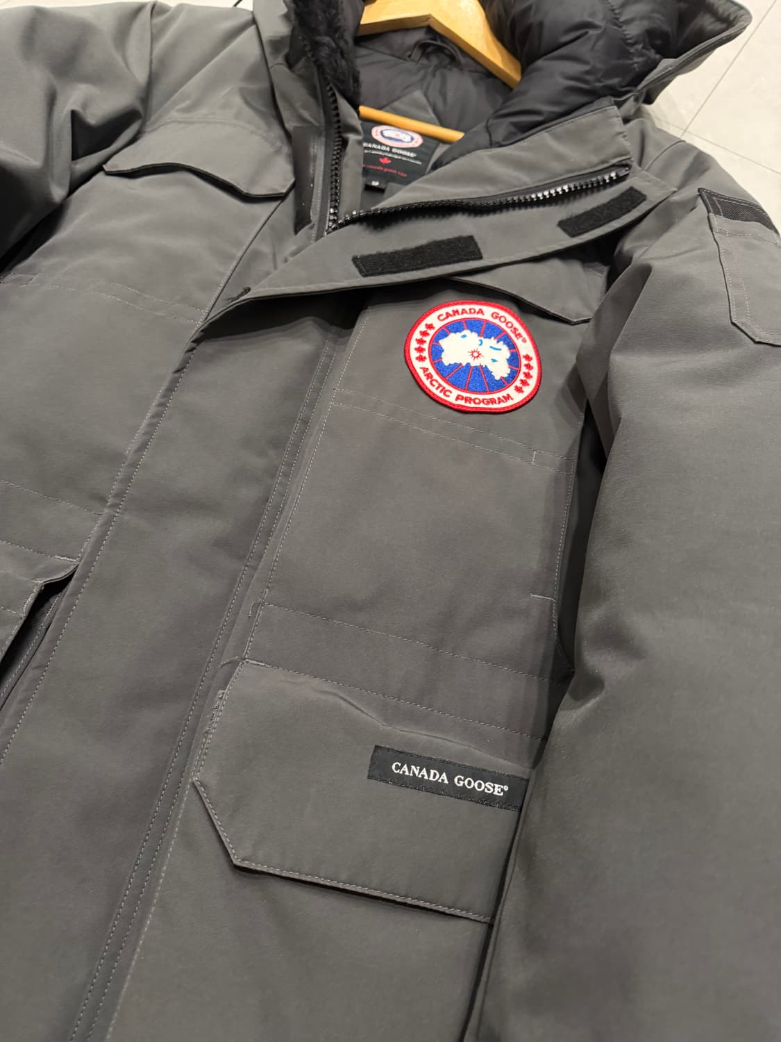 캐나다구스 익스페디션 남성 S 사이즈 그레이 상품이미지2
